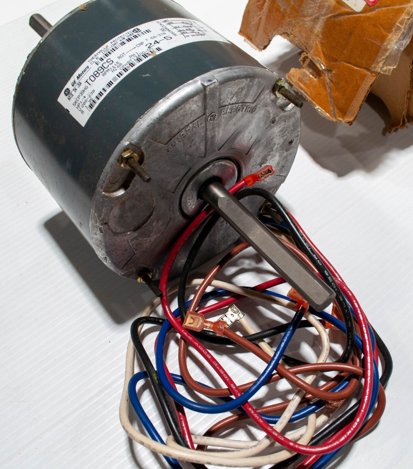 GE WJ94X651 AC Fan Motor 5KCP39HGT089CS 1/4HP 1.35A 1115RPM BT1340005