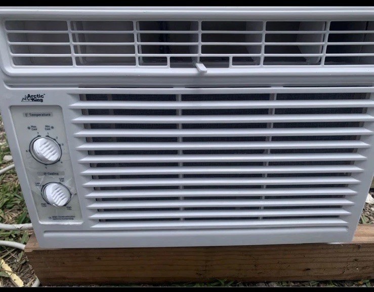 Continental Electric 5000 BTU Window Air Conditioner Manual