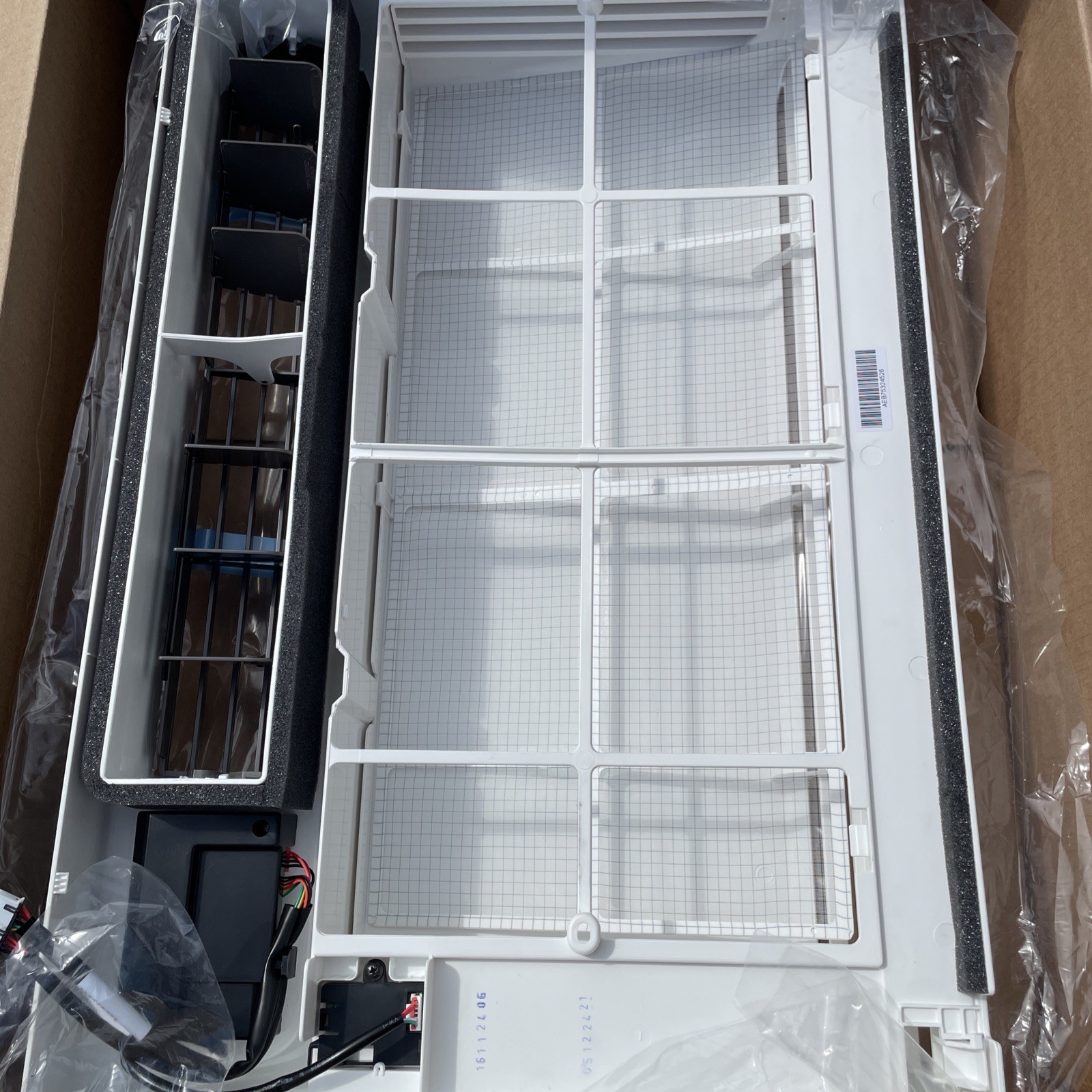 OEM LG Window Air Conditioner Front Grille Panel Remote Hardware AEB75324526