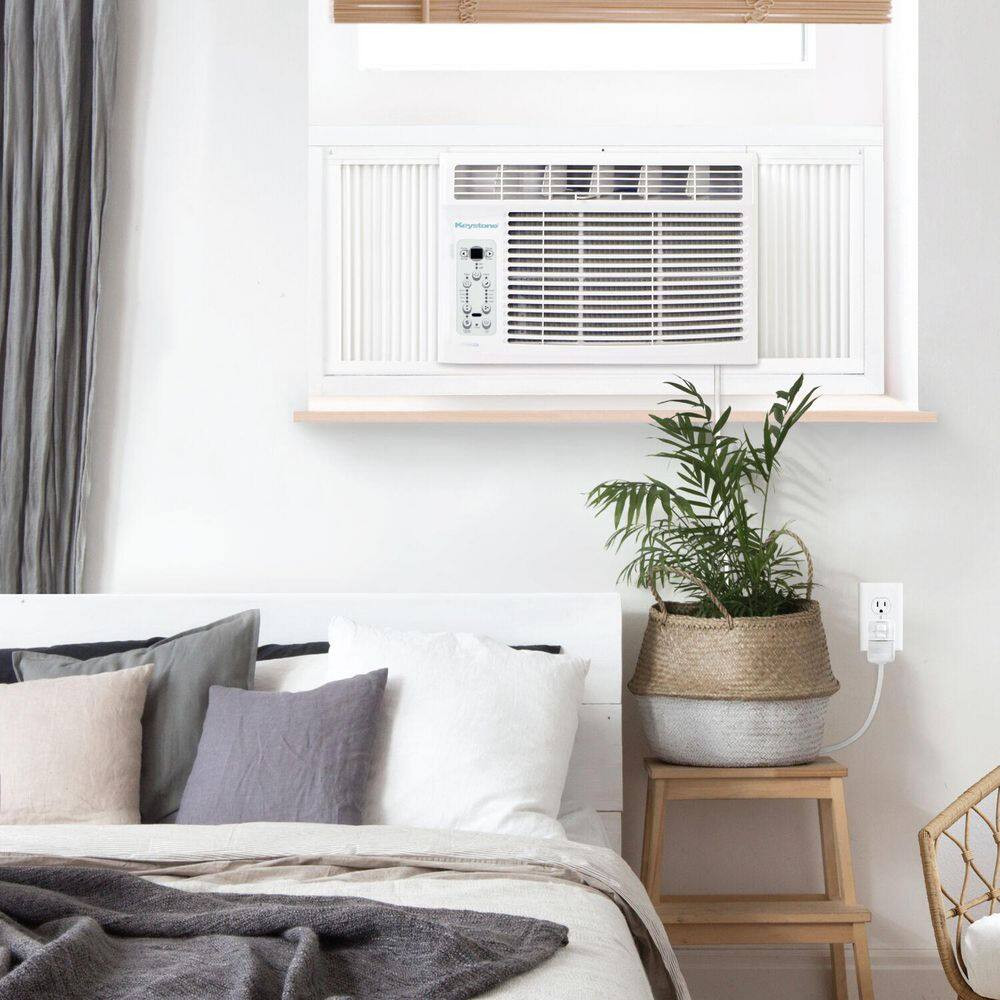 12,000/11,600 BTU 230V Window Air Conditioner with 11,000 BTU Supplemental Heat