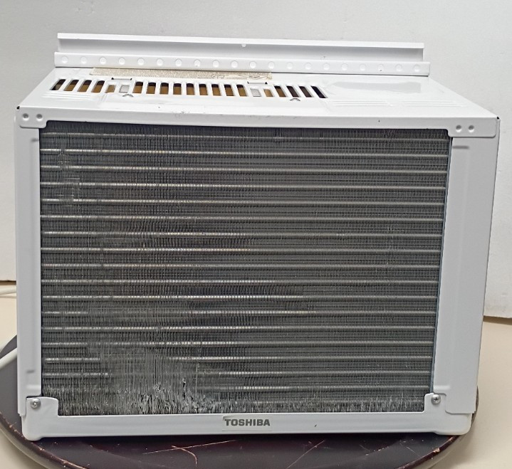Toshiba 6,000 BTU 115V Window Air Conditioner 250 sq ft w/ Remote RAC-WK0612CRRU