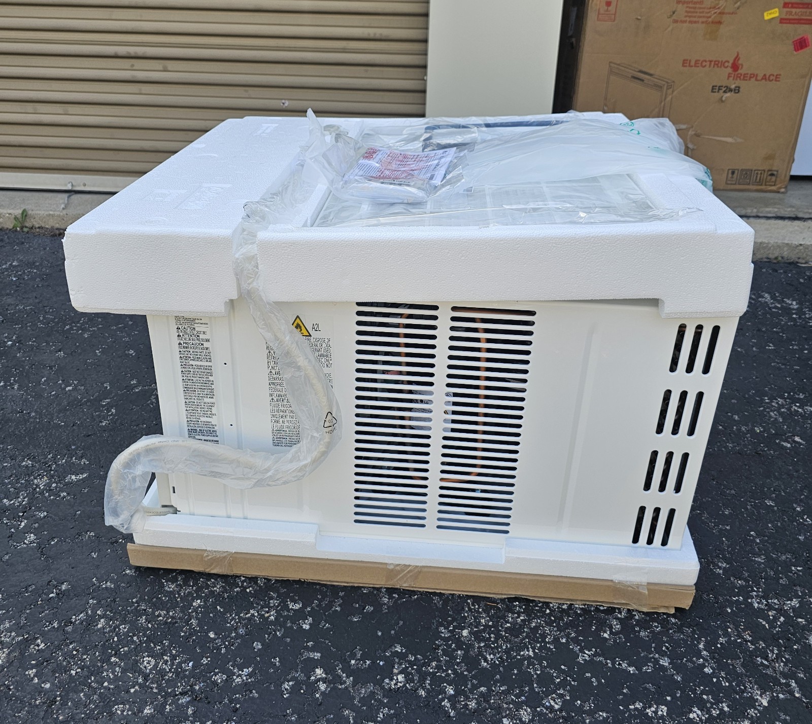LG 23,000 BTU Window Air Conditioner Cooling & Heating LW2423HR 1400 Sq Ft Read