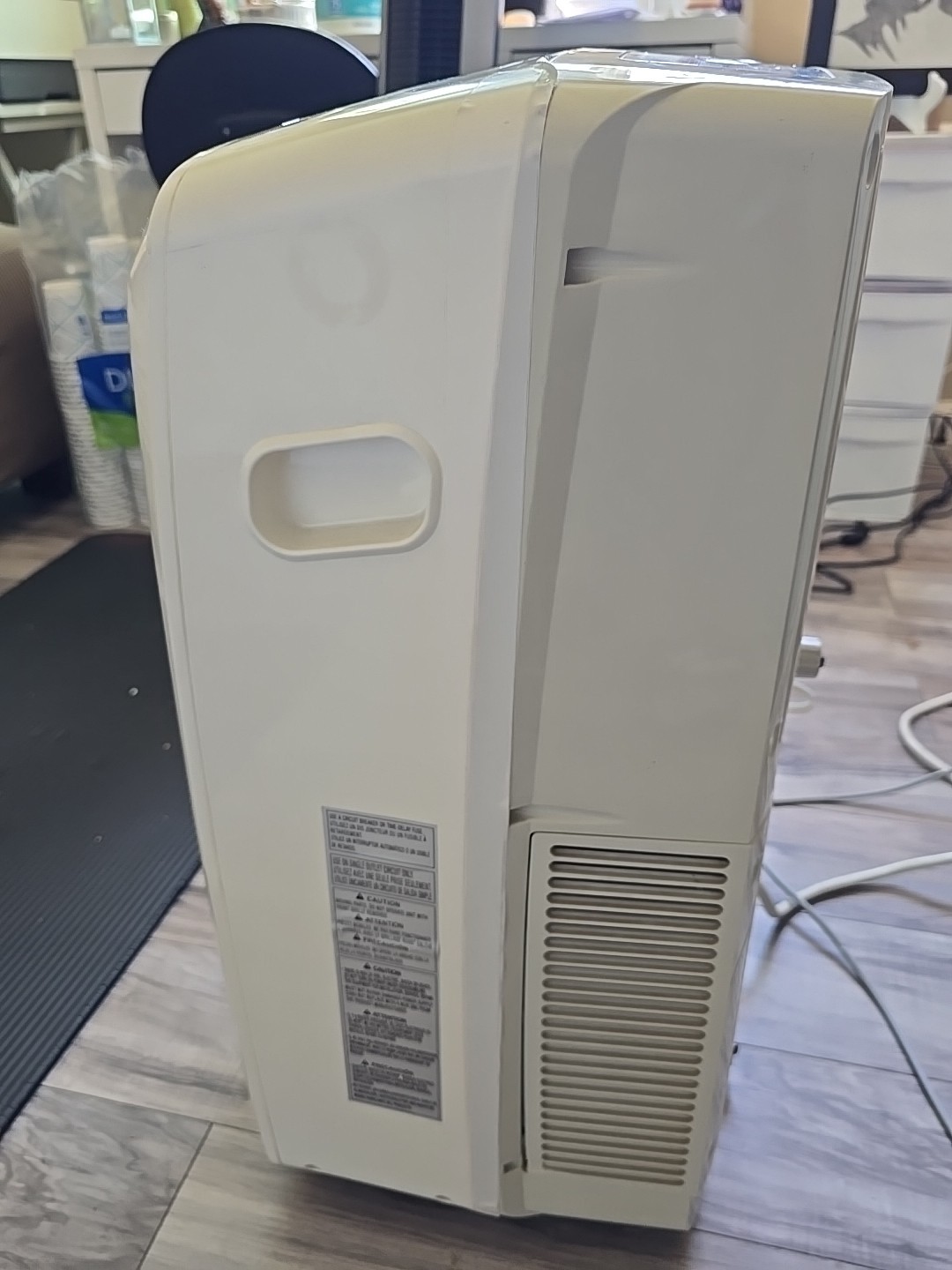 LG LP0621WSR Portable Air Conditioner (Cools 250 Sq Ft.)