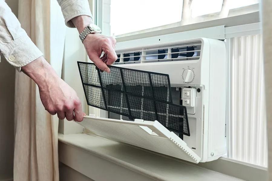LG 5,000 BTU 150 Sq. Ft. 148 CFM 2 Speed Window Air Conditioner