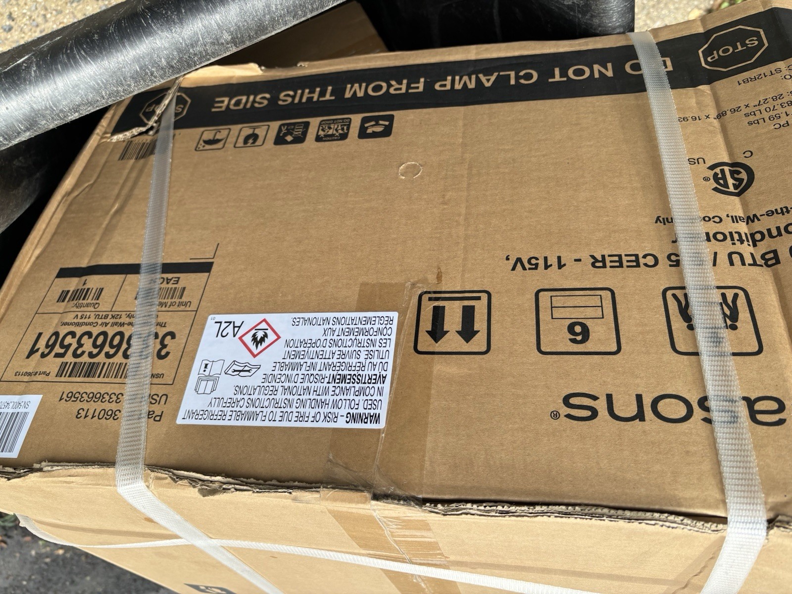 SEASONS 12,000 BTU WINDOW AIR CONDITIONER Or Through Wall.115volt House Plug