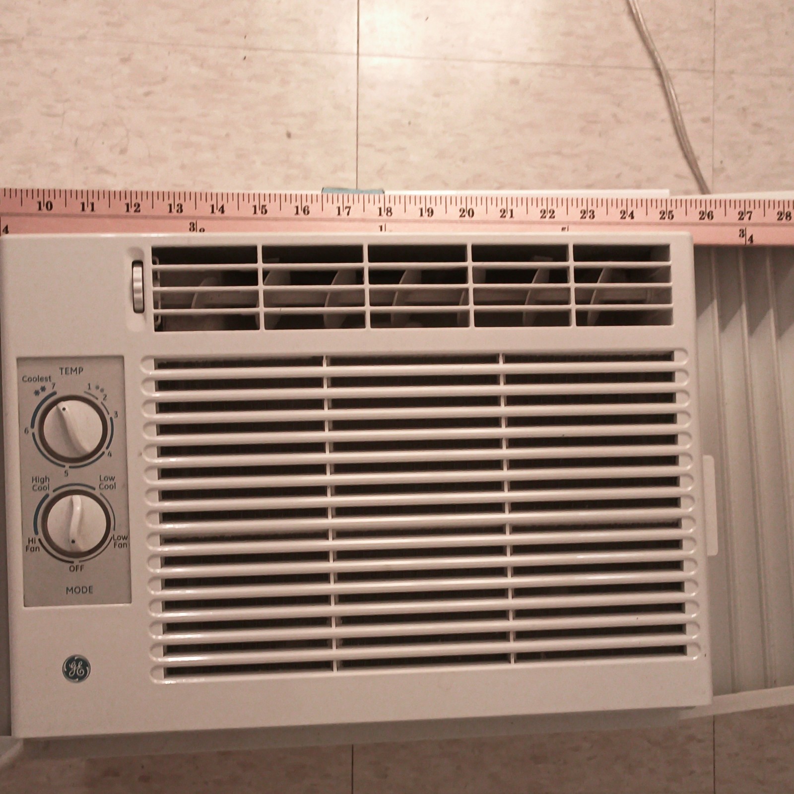 GE AET05LCW1 5050 BTU 115V Window AC White Mechanical Dial Fan Only 2-Speed