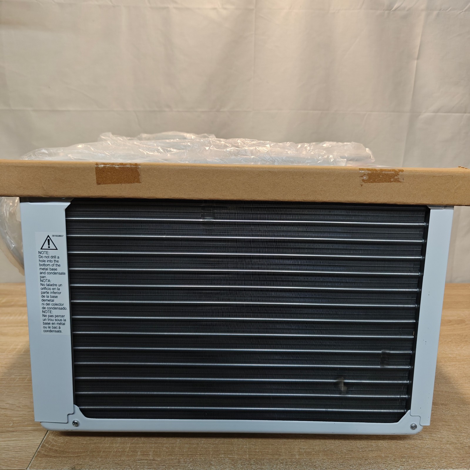 GE AHEK08ACW1 8000 Btu Smart Window Air Conditioner Open Box Brand New