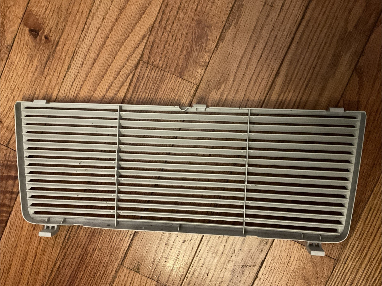 Electrolux Kenmore Air Conditioner 115V 60HZ Front PANEL Part# 5304477070 OEM