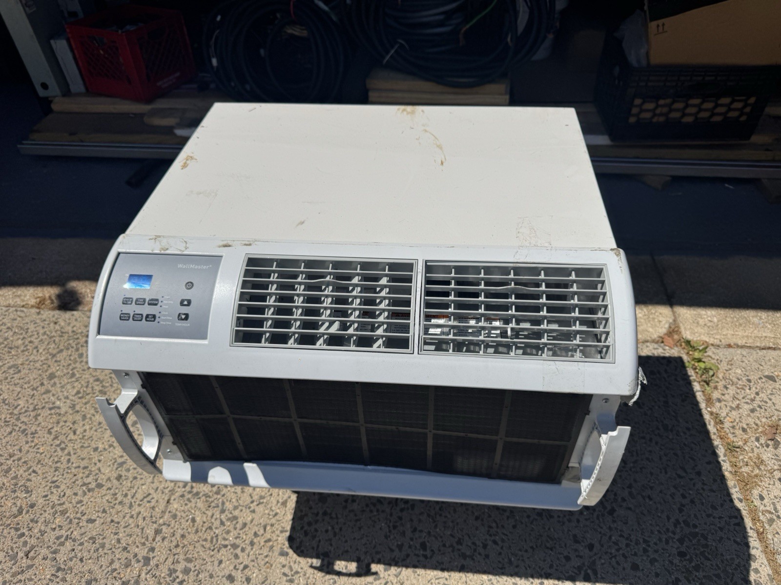 Friedrich WallMaster Thru-Wall AC 11,100 – 16,800 BTU 230V heating and cooling