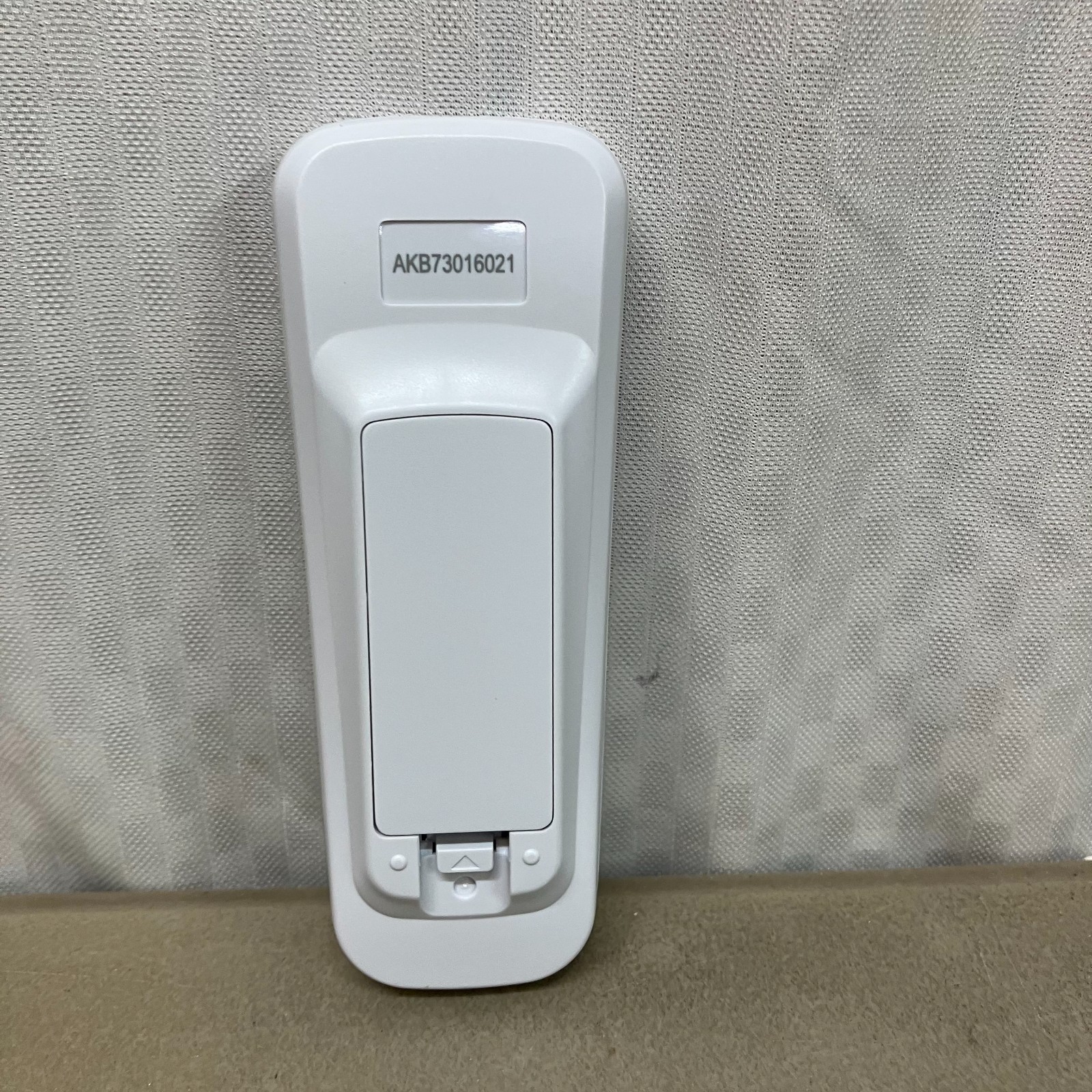LG AKB73016021 AC Air Conditioner Remote Control White OEM Genuine WiFi Timer