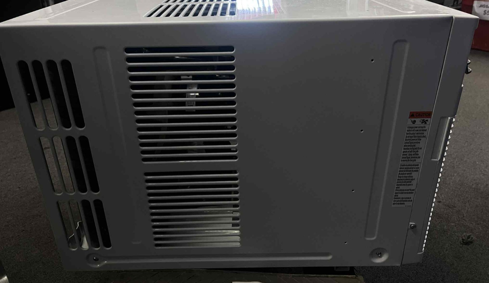GE Extra Large Room Window Air Conditioner ( 240-Volt , 18600-BTU )