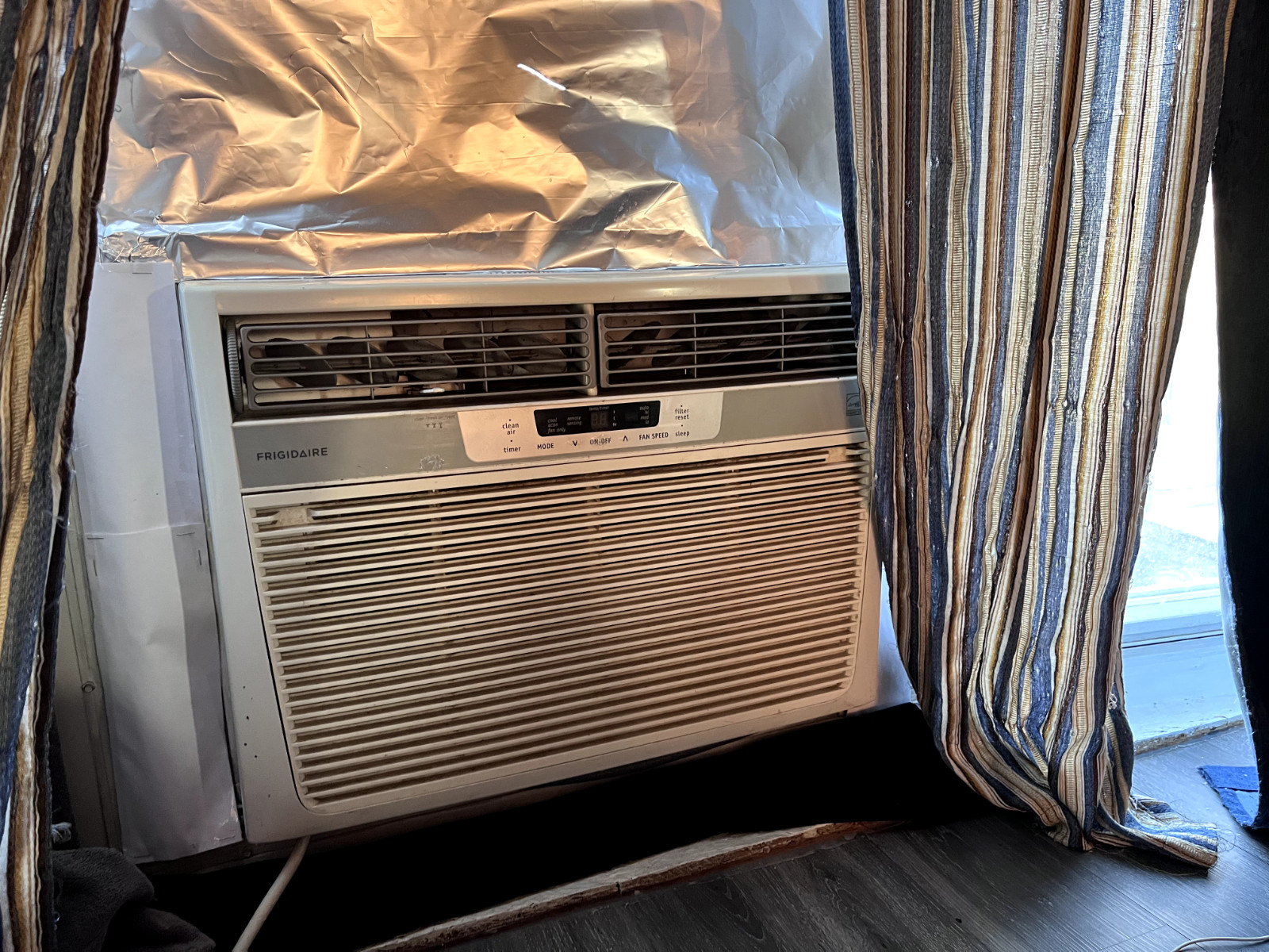 Frigidaire FFRE053WA 15,000 BTU 120V Window Air Conditioner