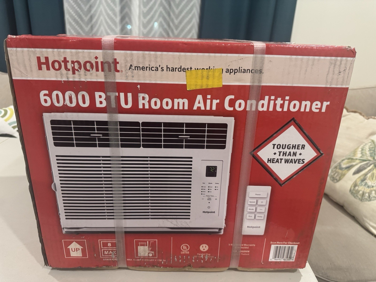 Hotpoint 6000 BTU Window AC Unit HWCS06BWW 115V Remote Included Cools 250 Sq Ft