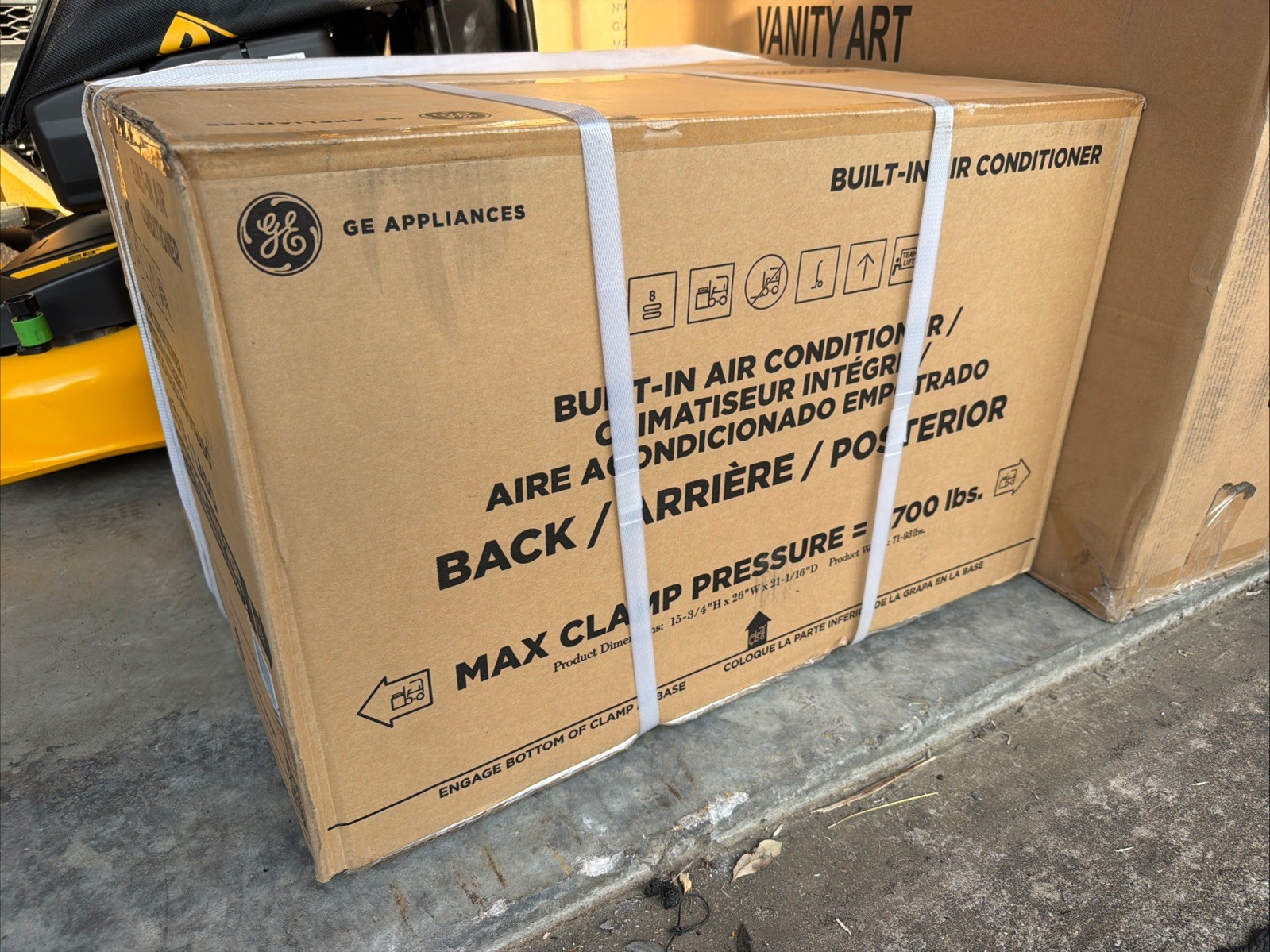 GE AJCM12DWH Built-In Room Air Conditioner, 230/208v, 12,000 BTU Cool Only