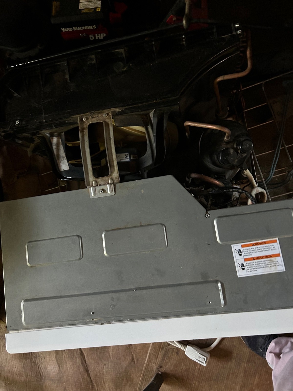 23,500/230V Denali Aire window/wall air conditioner. Cools. Will need Freon .