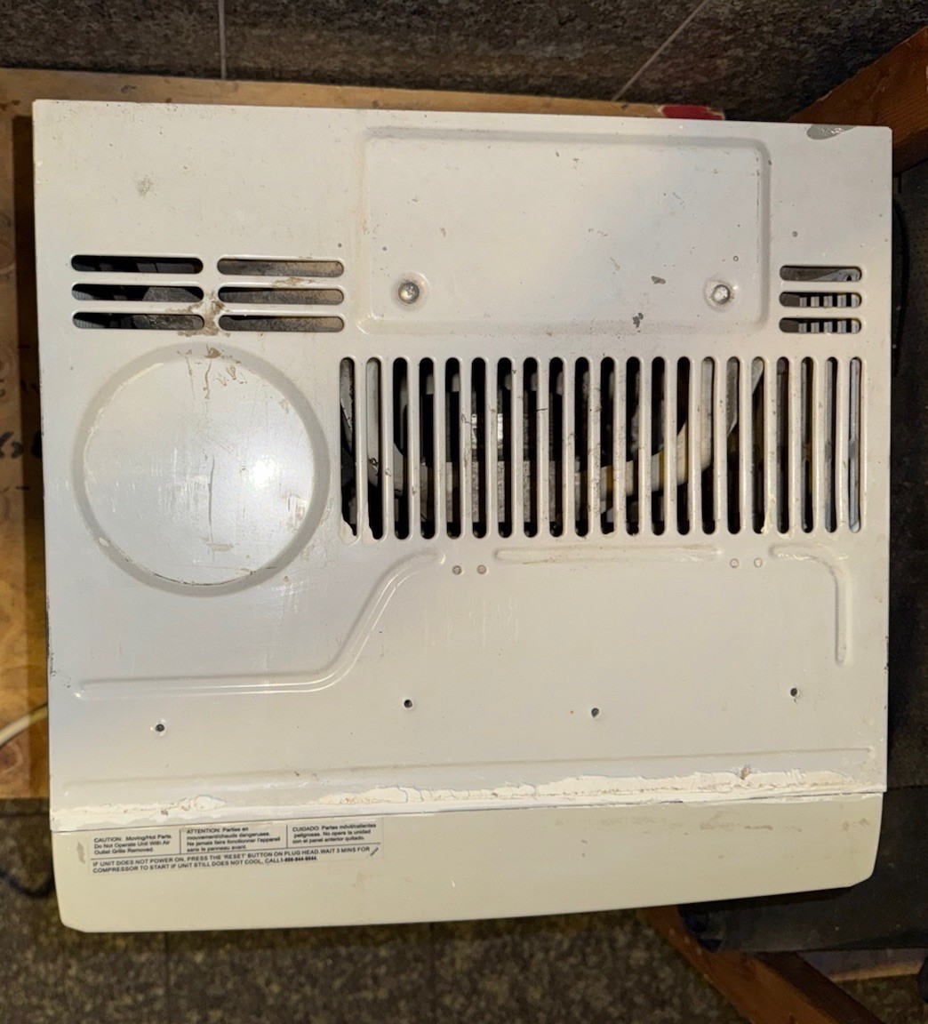 Frigidaire FRA054XT7 Window Mounted Room Air Conditioner 5000 BTU White