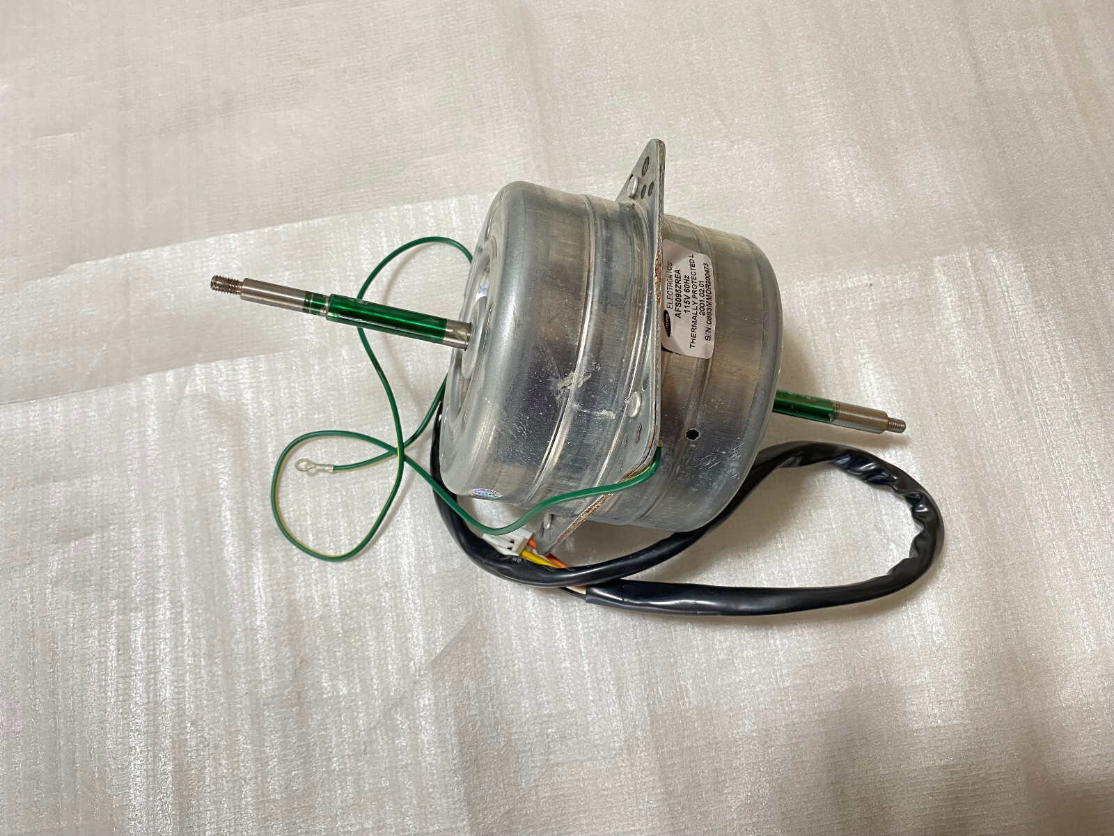 New Genuine OEM GE Air Conditioner Outdoor Fan Motor WJ94X10120