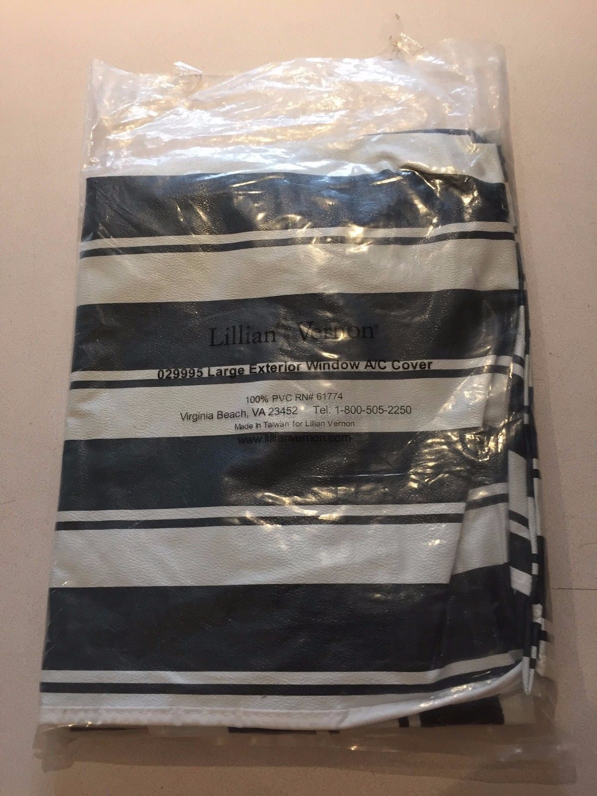 Lillian Vernon 029995 Large Exterior Window Air Conditioner Cover