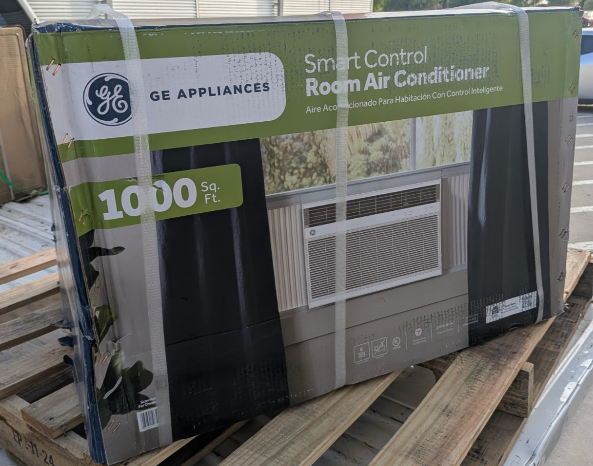 GE AHTK10AA 18,000 BTU Smart Window Air Conditioner – 230V – Local Pickup