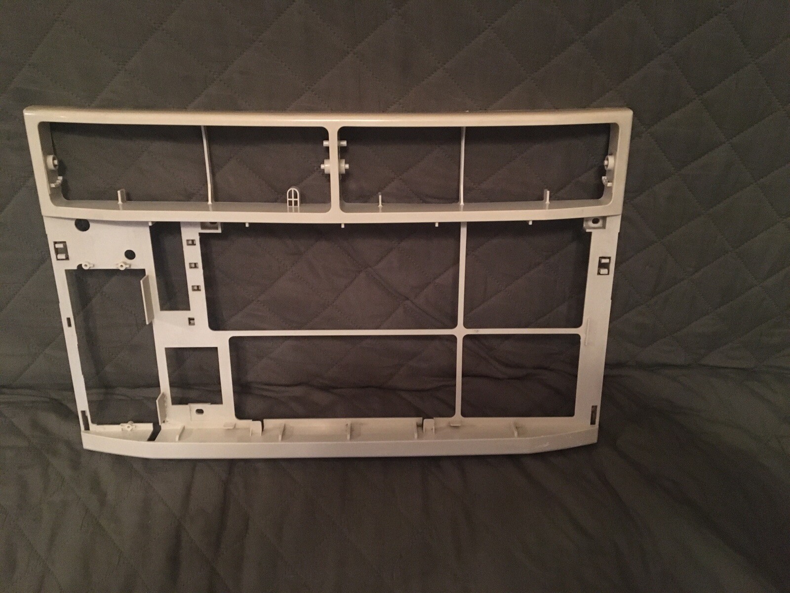 Frigidaire FRA062AT7 Front Panel Frame Size 473×298