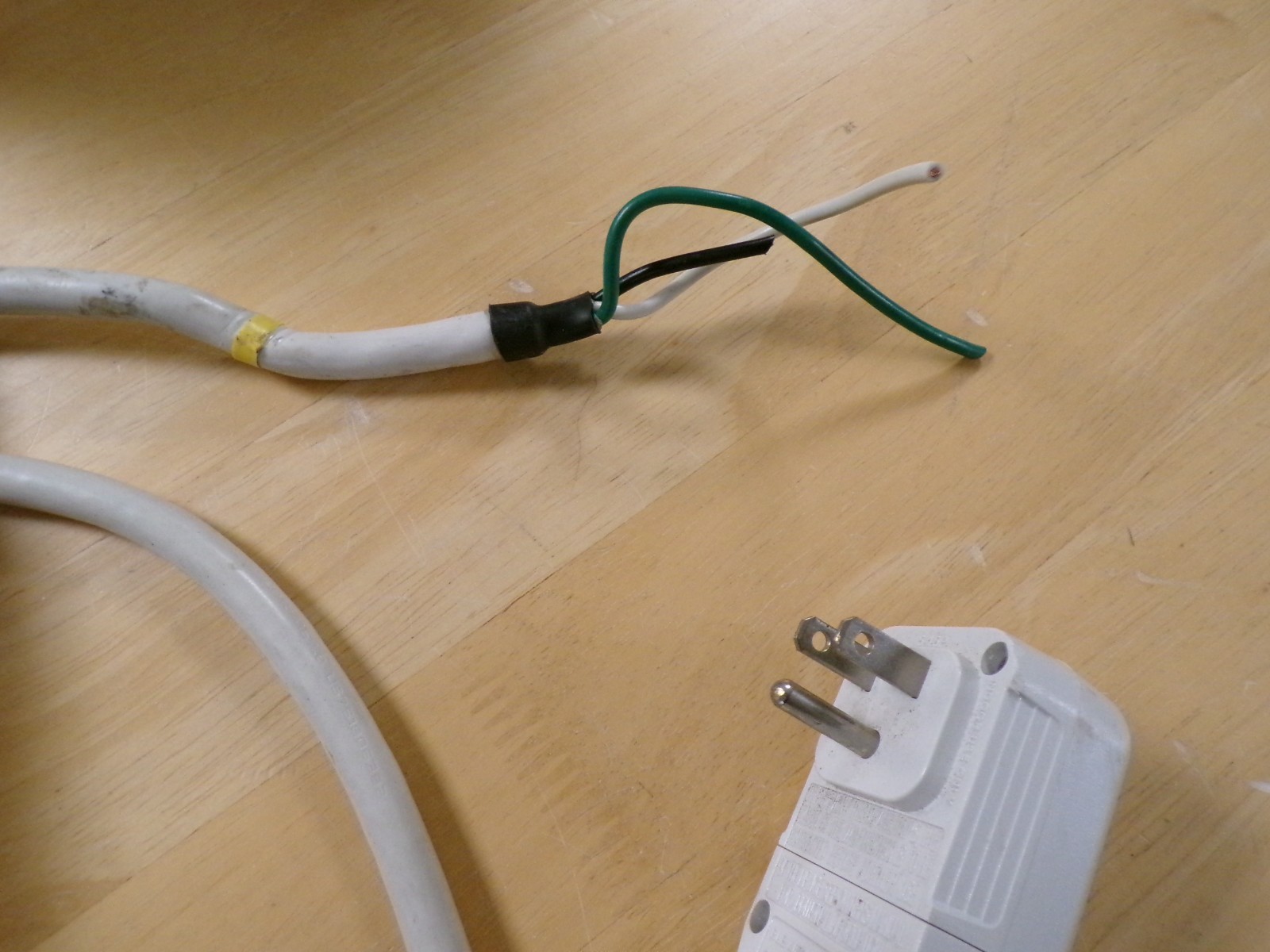 Air Conditioner Power Cord 13A 120 V 1560 W by ELE MFg Corp with LCDI
