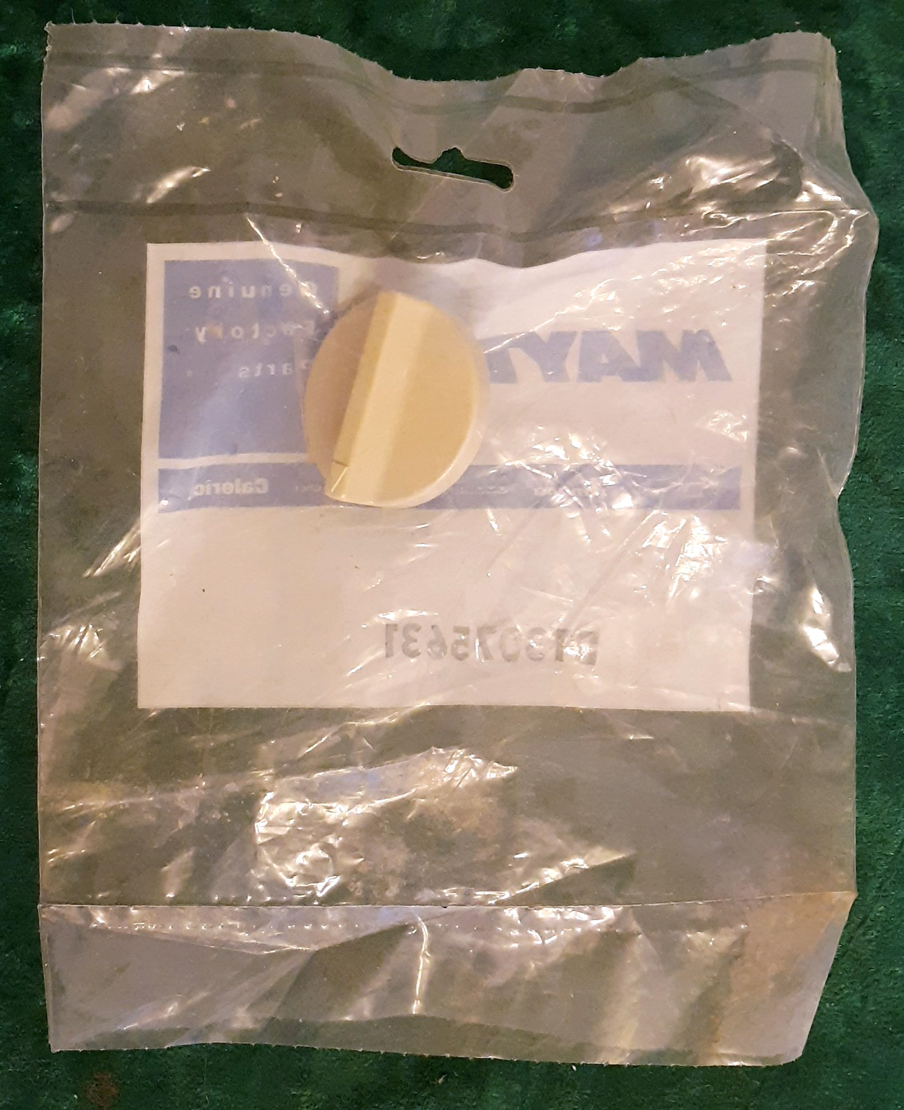 OEM Maytag BT3075631 / WPBT3075631 Air Conditioner Knob – Gray – New Old Stock