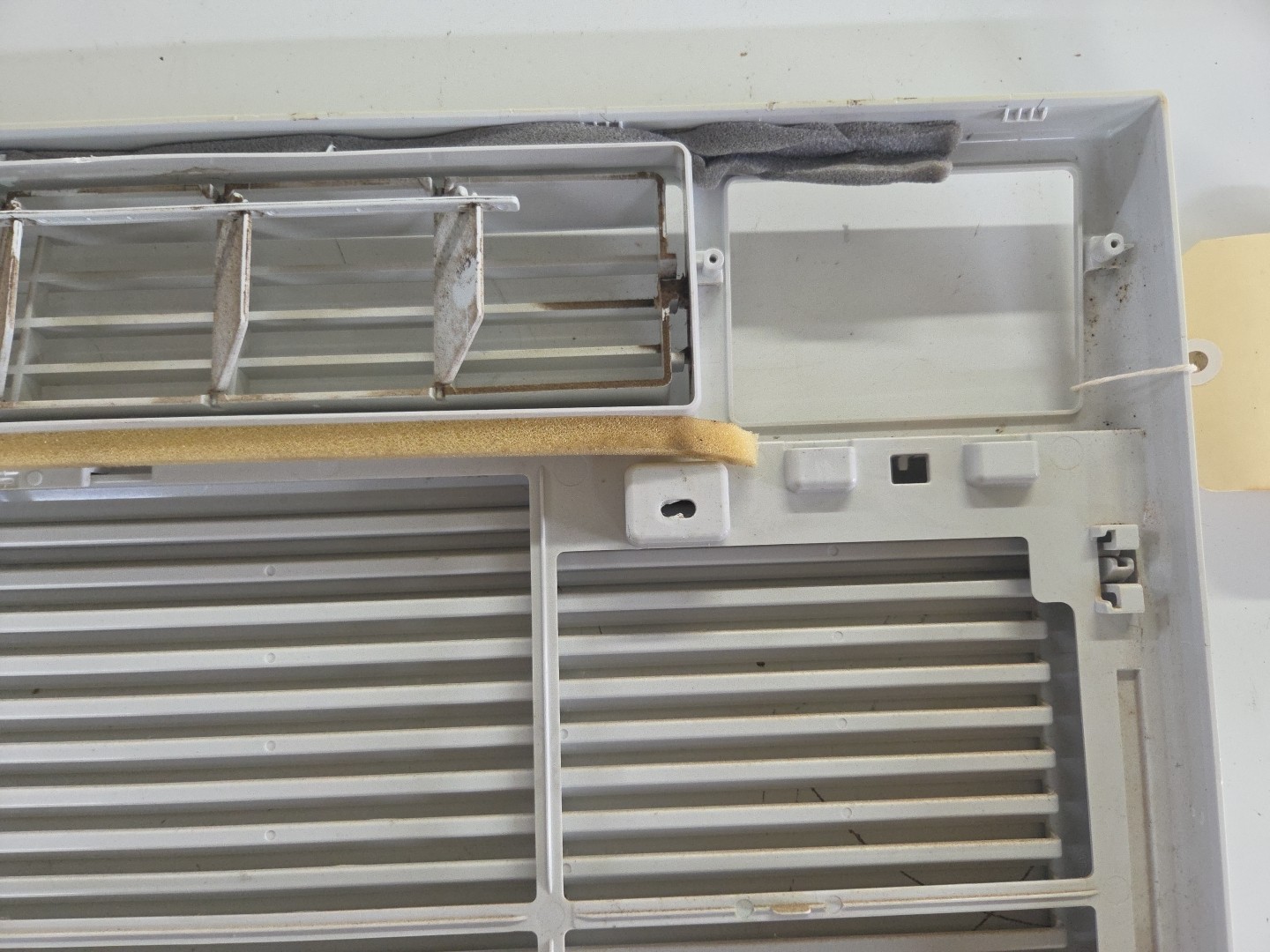GE AC Front Panel WJ71X21265 Air Conditioner Model AEH12AXH1