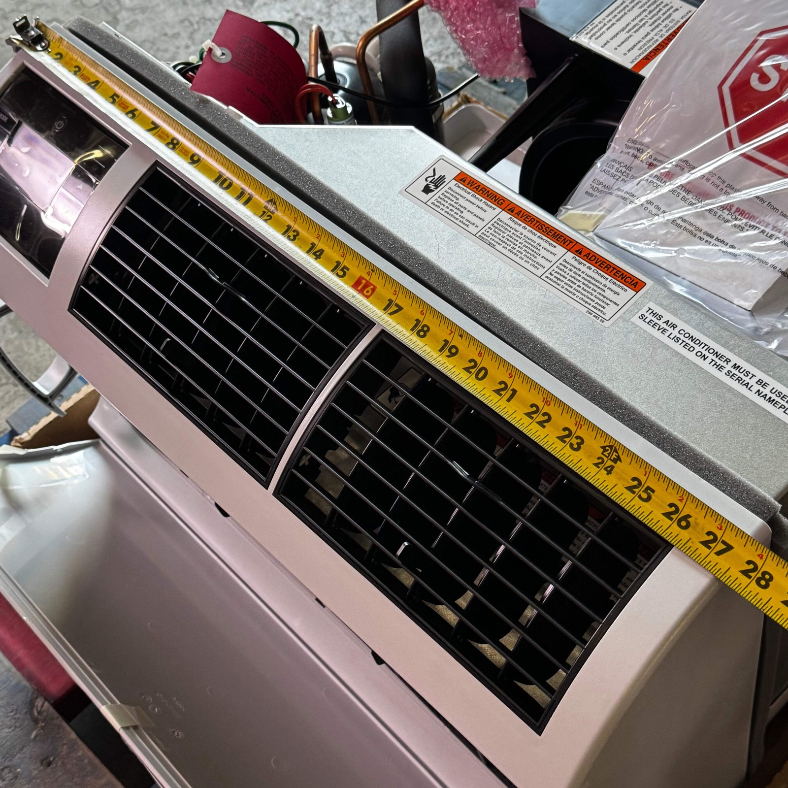 FRIEDRICH Wall Air Conditioners 12000 BTU Cool, 230V White WET10A33A (New Other,