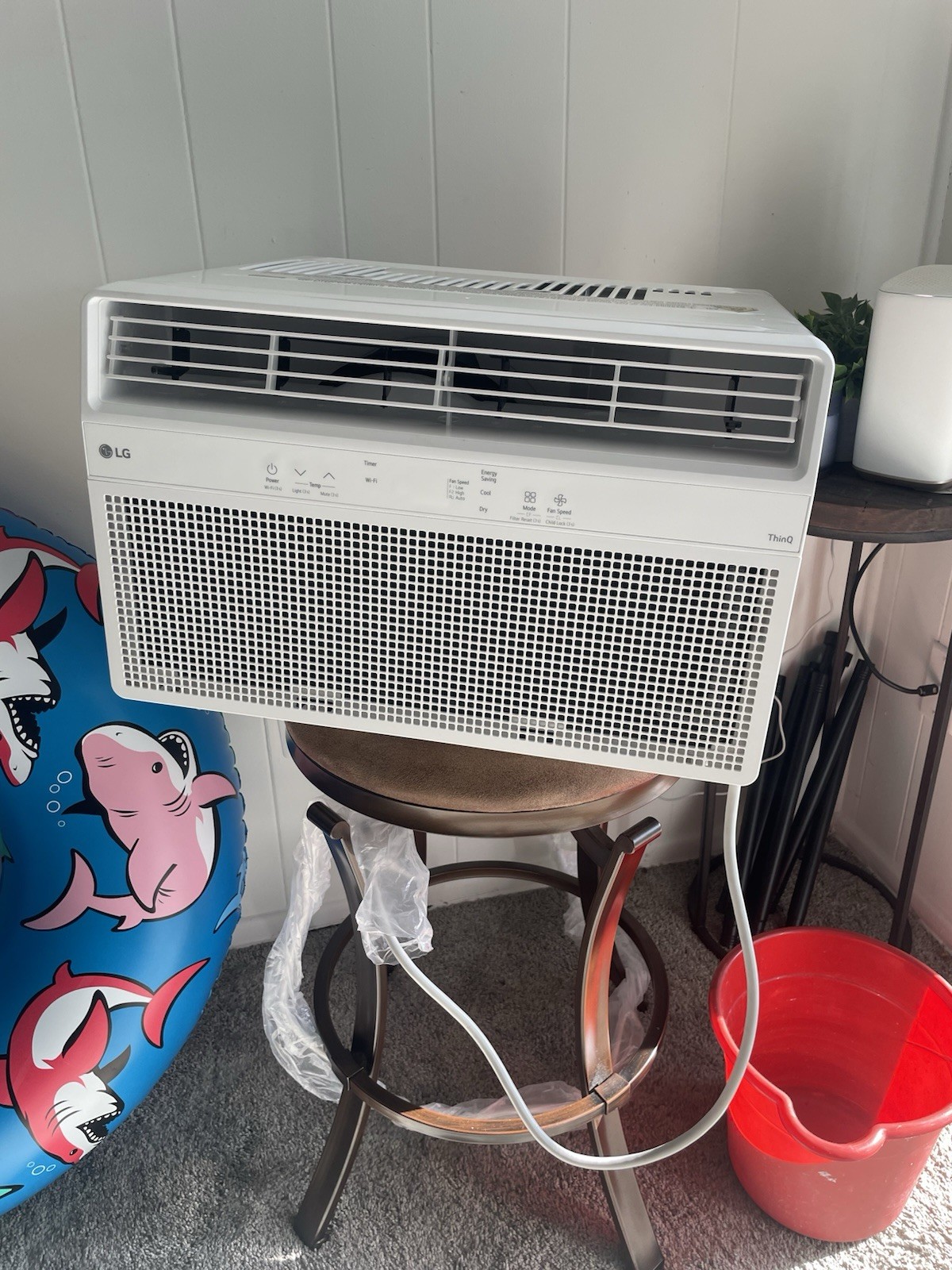 LG Room Air Conditioner 8000 BTU/hr Medium Room 350 Sq. Ft.