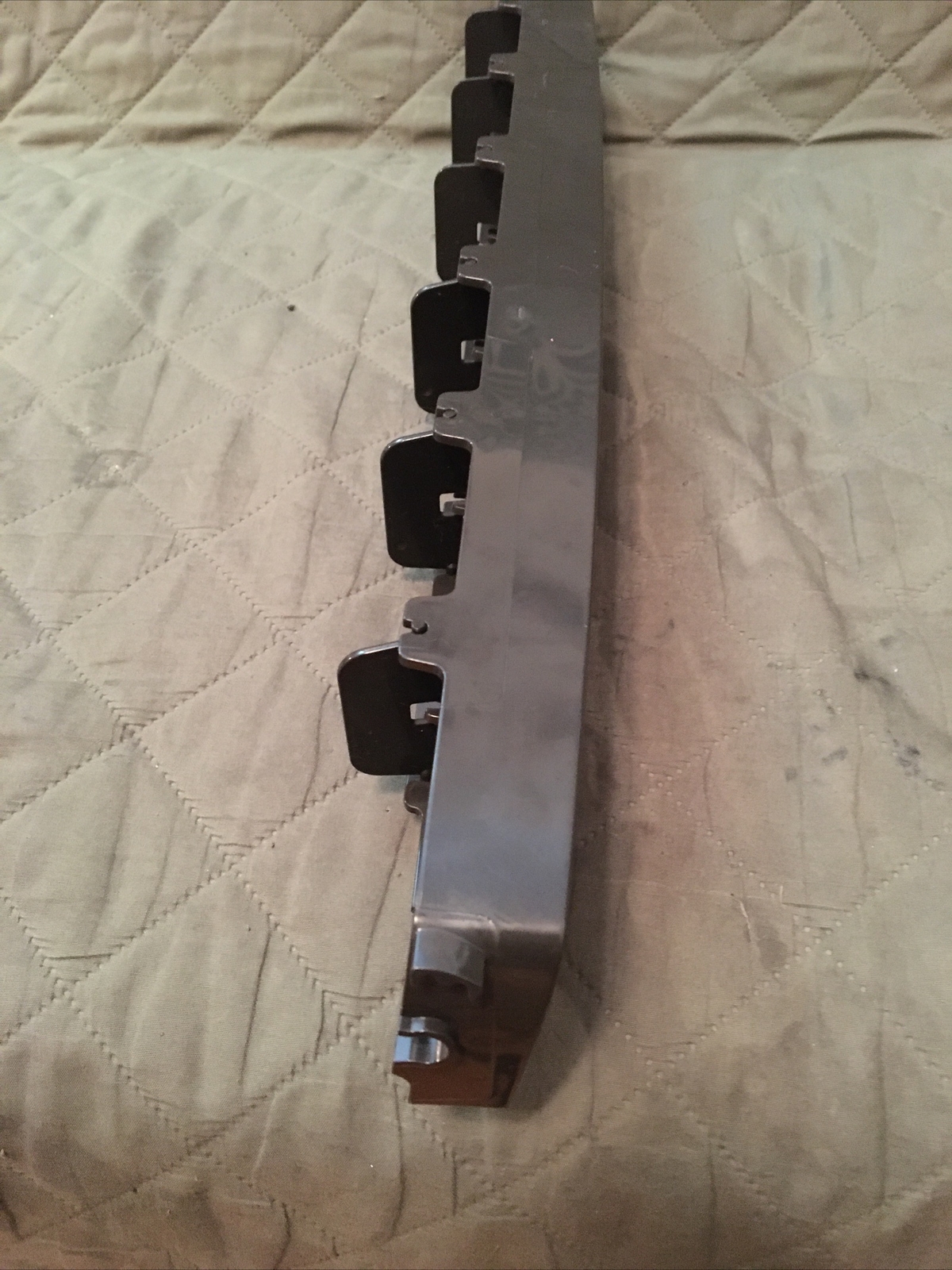 Frigidaire FFRE1033U1 front air grille louver and air lever 19.68x 2.04x 2.16 in