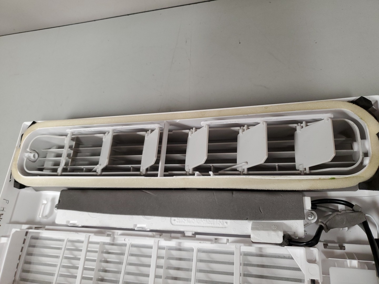 Frigidaire Front Frame With Control Panel For (FHWW104WD1) Air Conditioner
