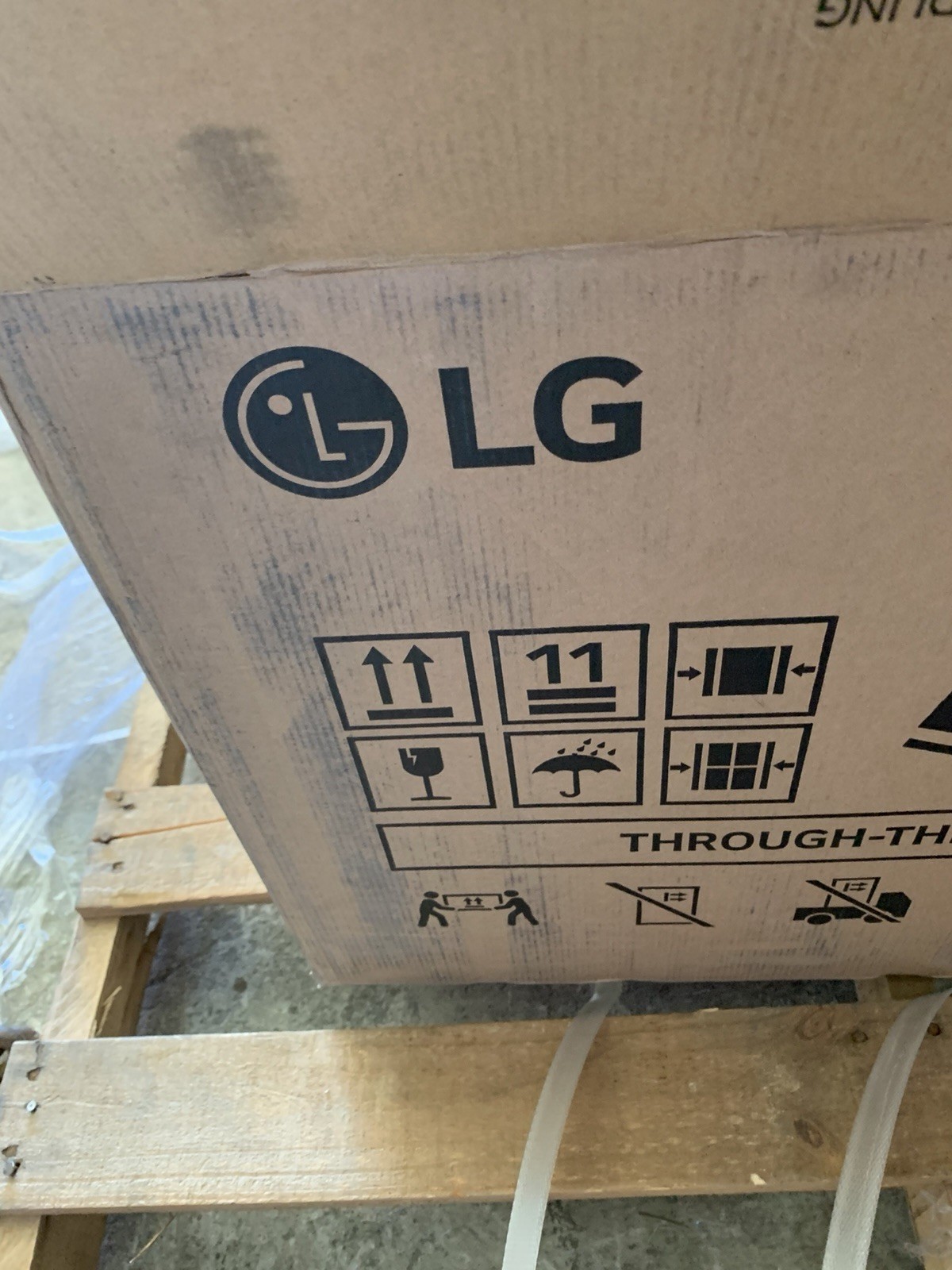 LG Through-The-Wall Room Air Conditioner LT1236CER 11,800 BTU 230-Volt R32