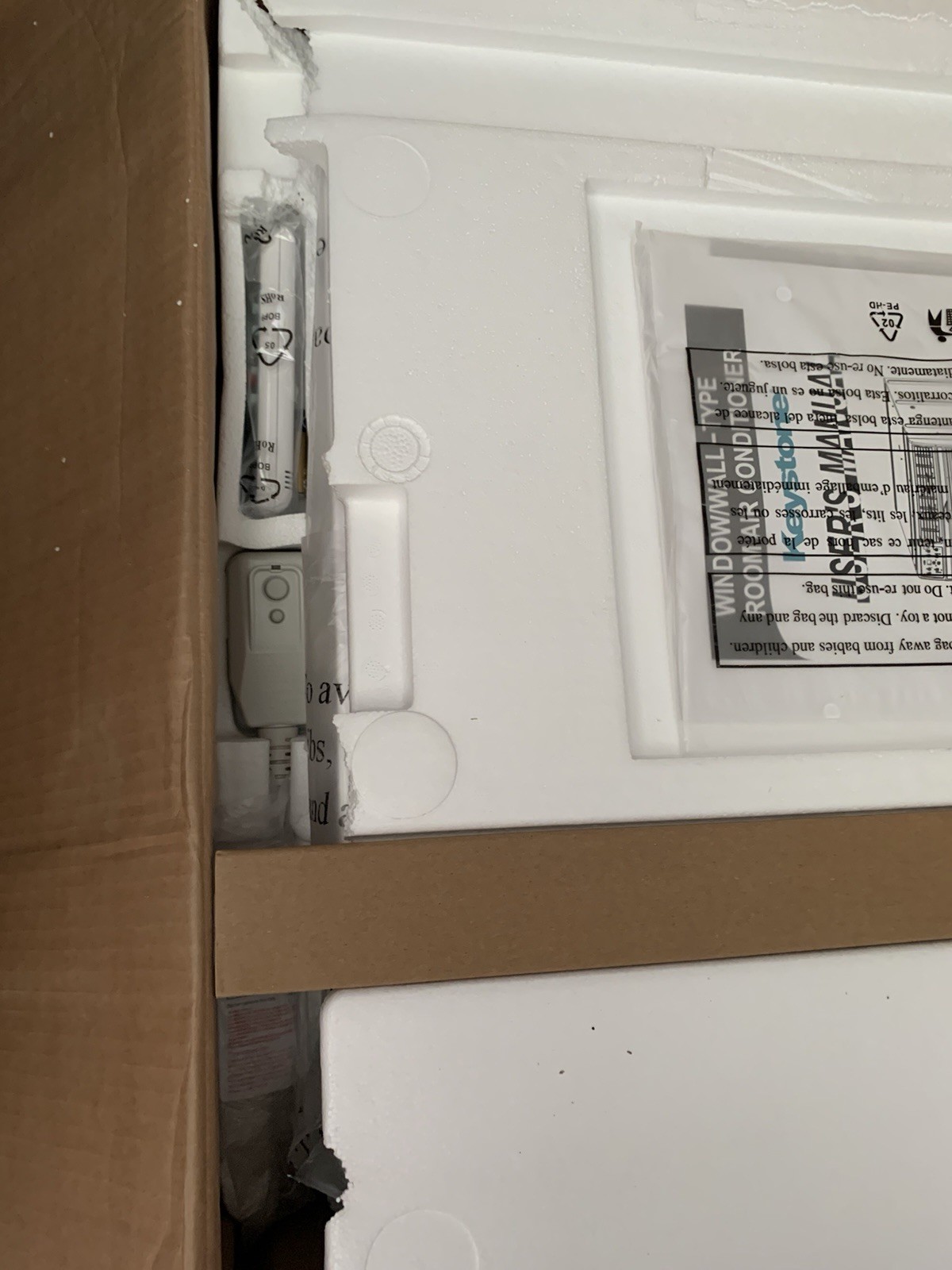 KEYSTONE 12,000 BTU 115V Through-The-Wall Air Conditioner KSTAT12-1D 12000