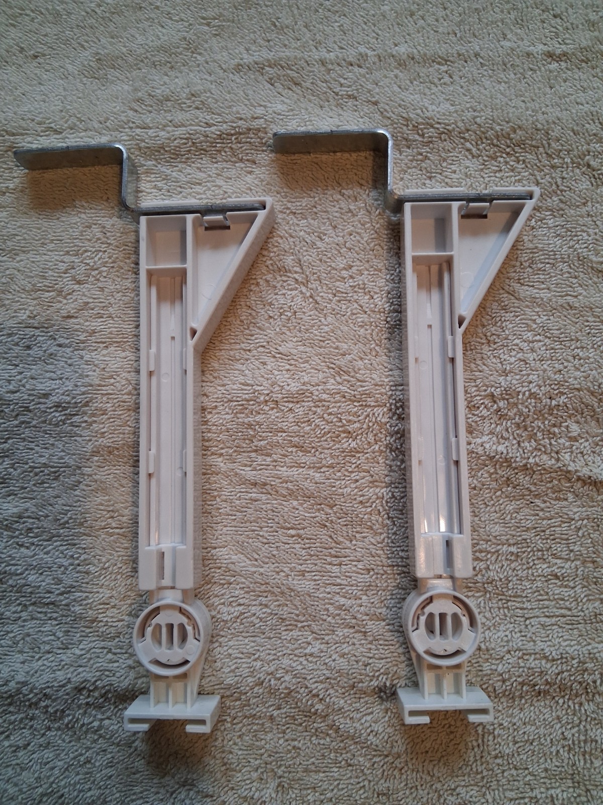 2 Qiandahom AC Air Vent Deflectors for Central Air Conditioner’s Register&Grille