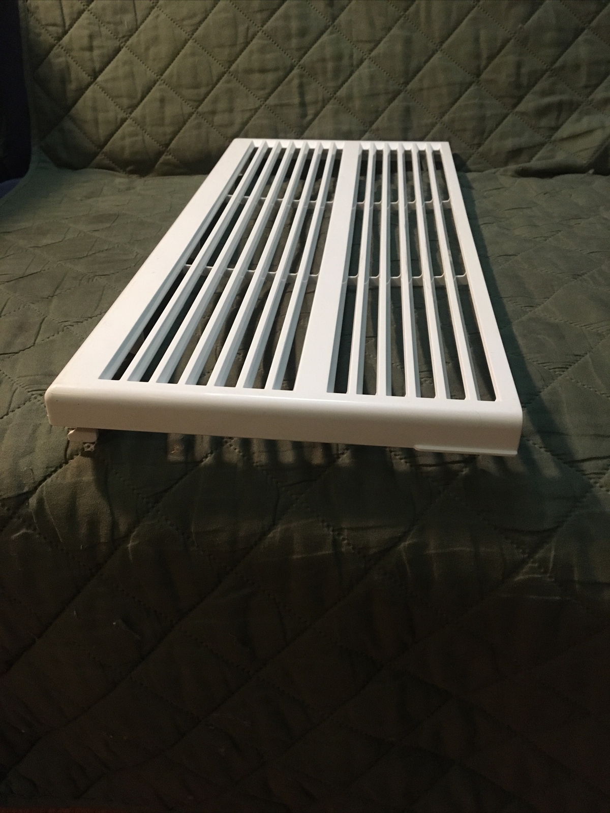 WHIRLPOOL AC Model : WHAW081BW Front Panel Air Grille 470x209x22mm