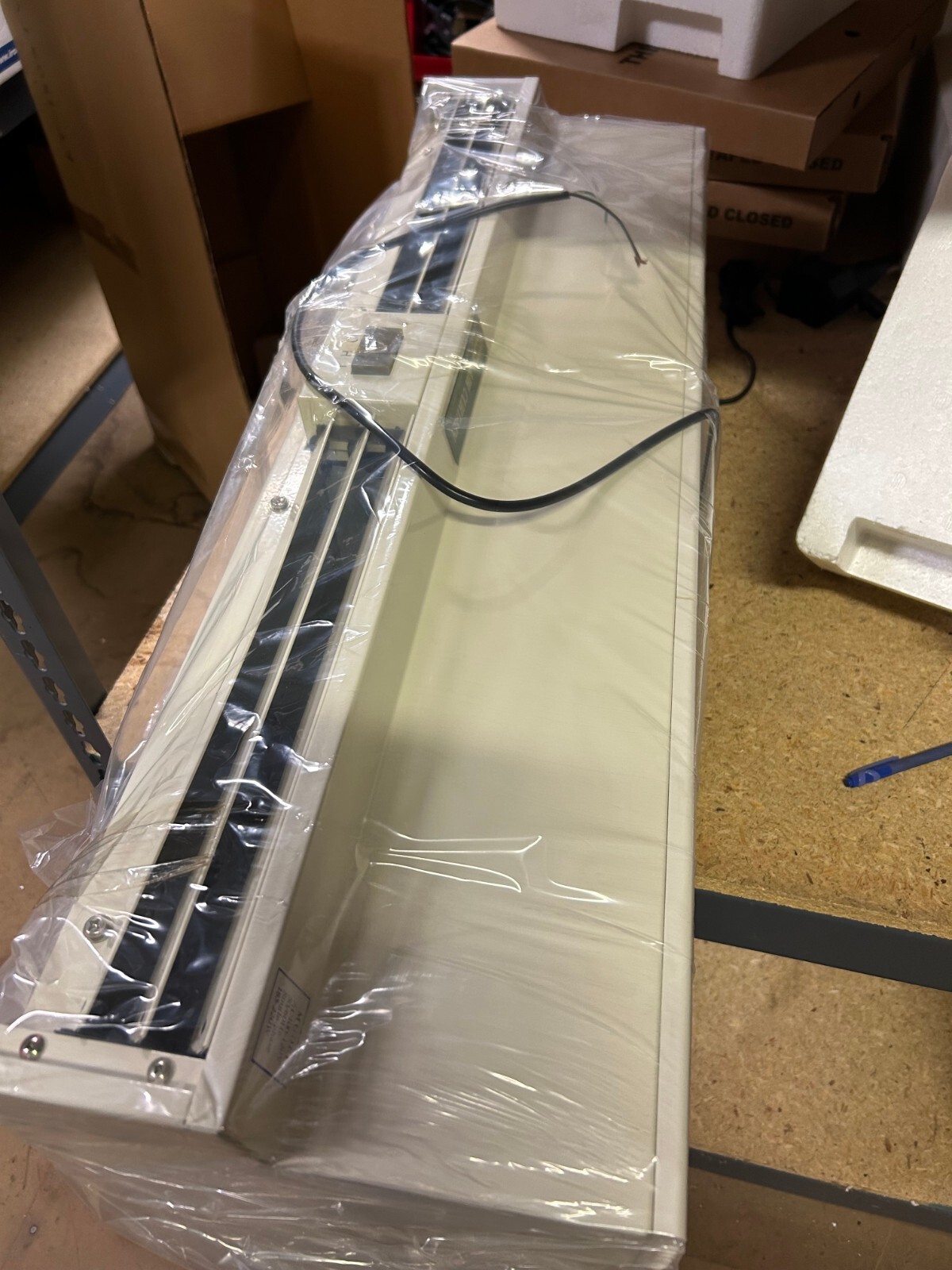 Tolin Air Curtain AC100-120V 36″ x 11″ x 10″ New!!!