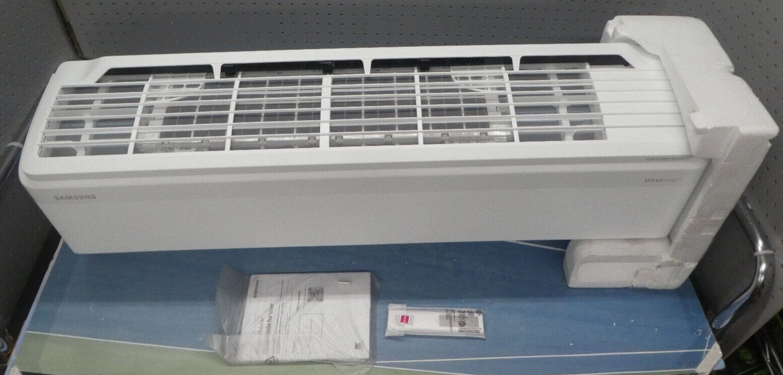 Samsung RNX24APD 24,000 BTU WindFree IAQ Indoor Wall-Mounted Unit IMPERFECTION