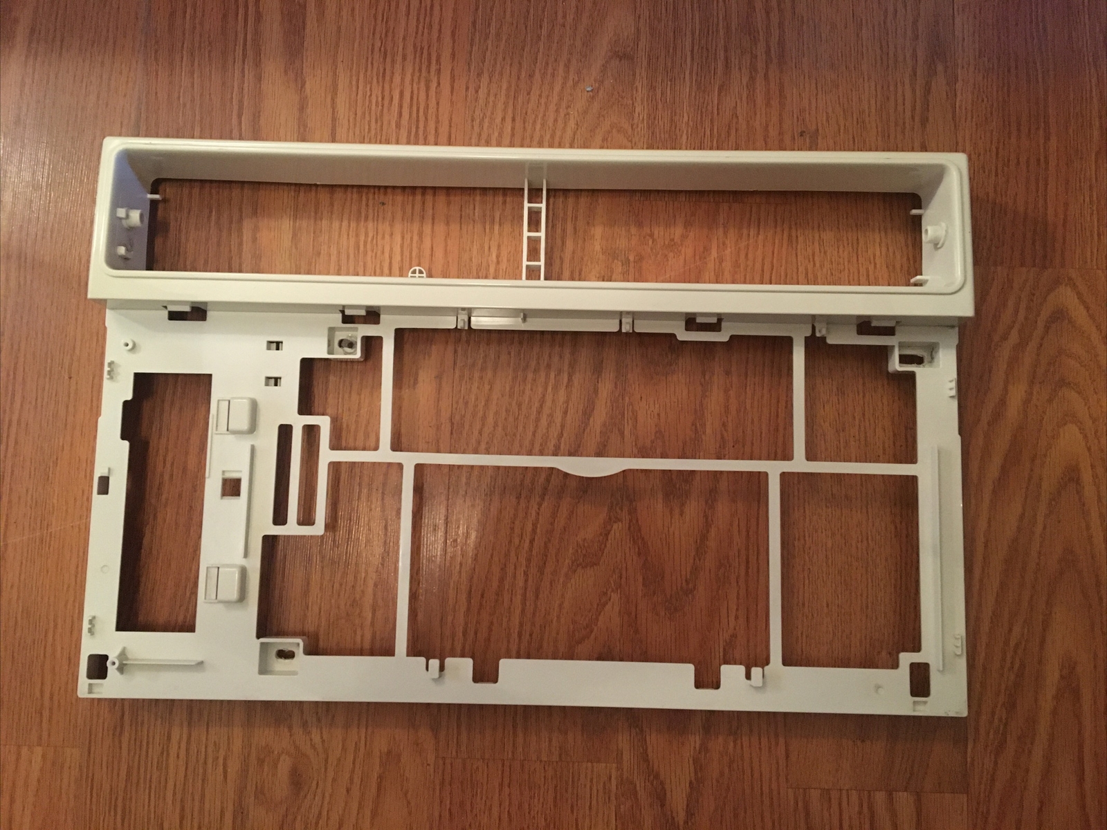 Perfect aire model: 4PAC 6000 Front Panel Frame : 18.77×11.85×1.10 in