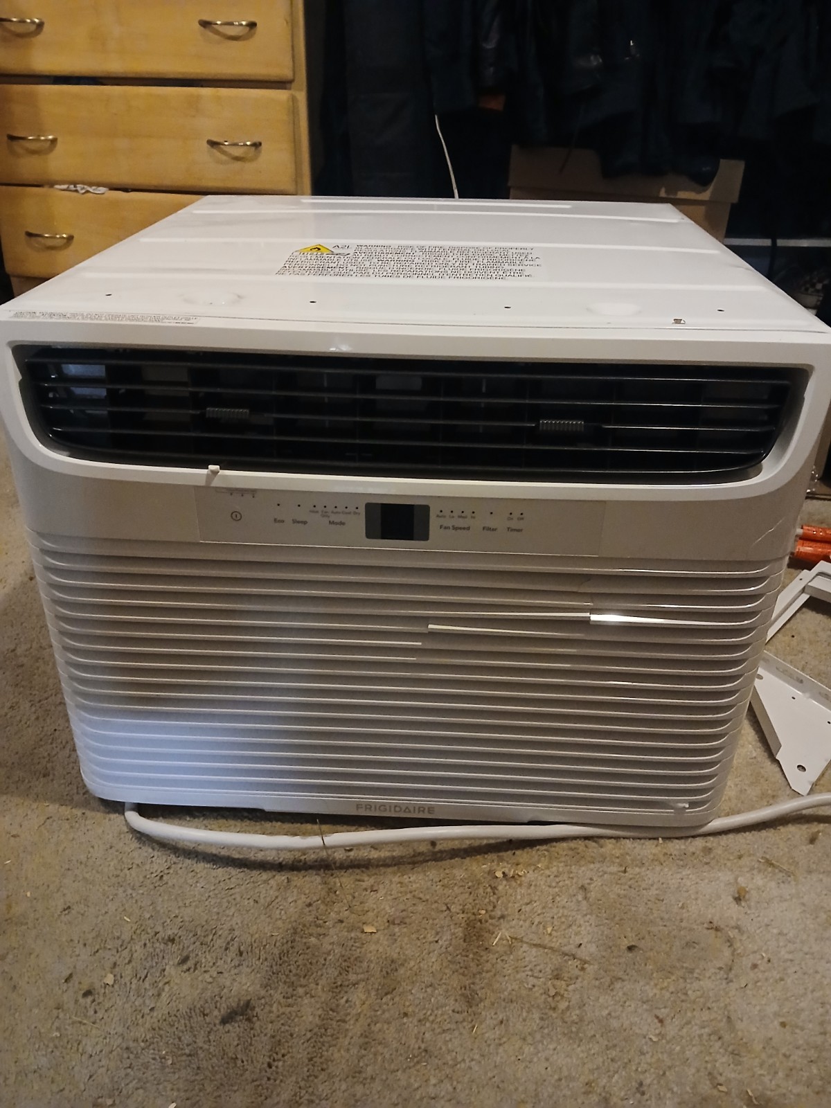 Frigidaire FFRE2533U2 Window Air Conditioner