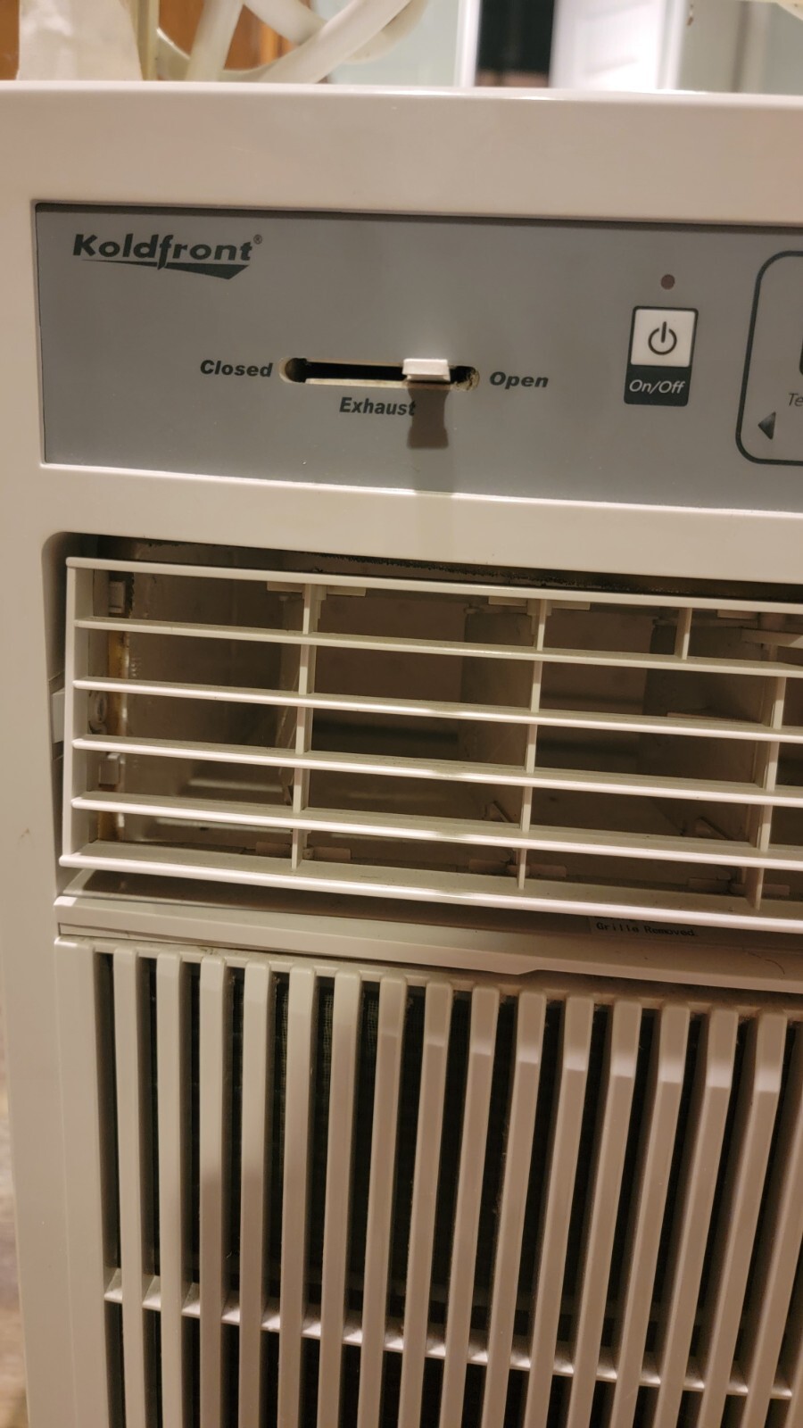 Koldfront Air Conditioner 8000 BTU 115V Casement CAC 8000W
