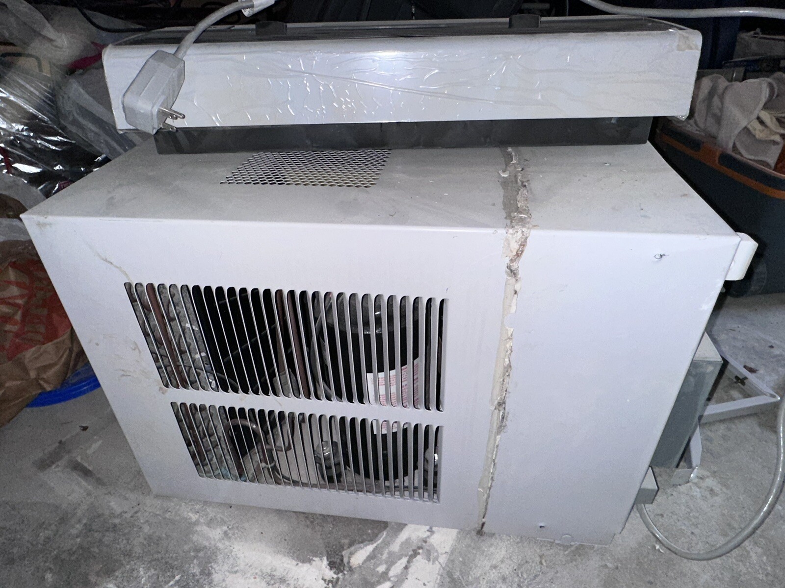 FRIEDRICH KCM21A30 Air Conditioner,21,000 BtuH Cool,230VAC 494L50