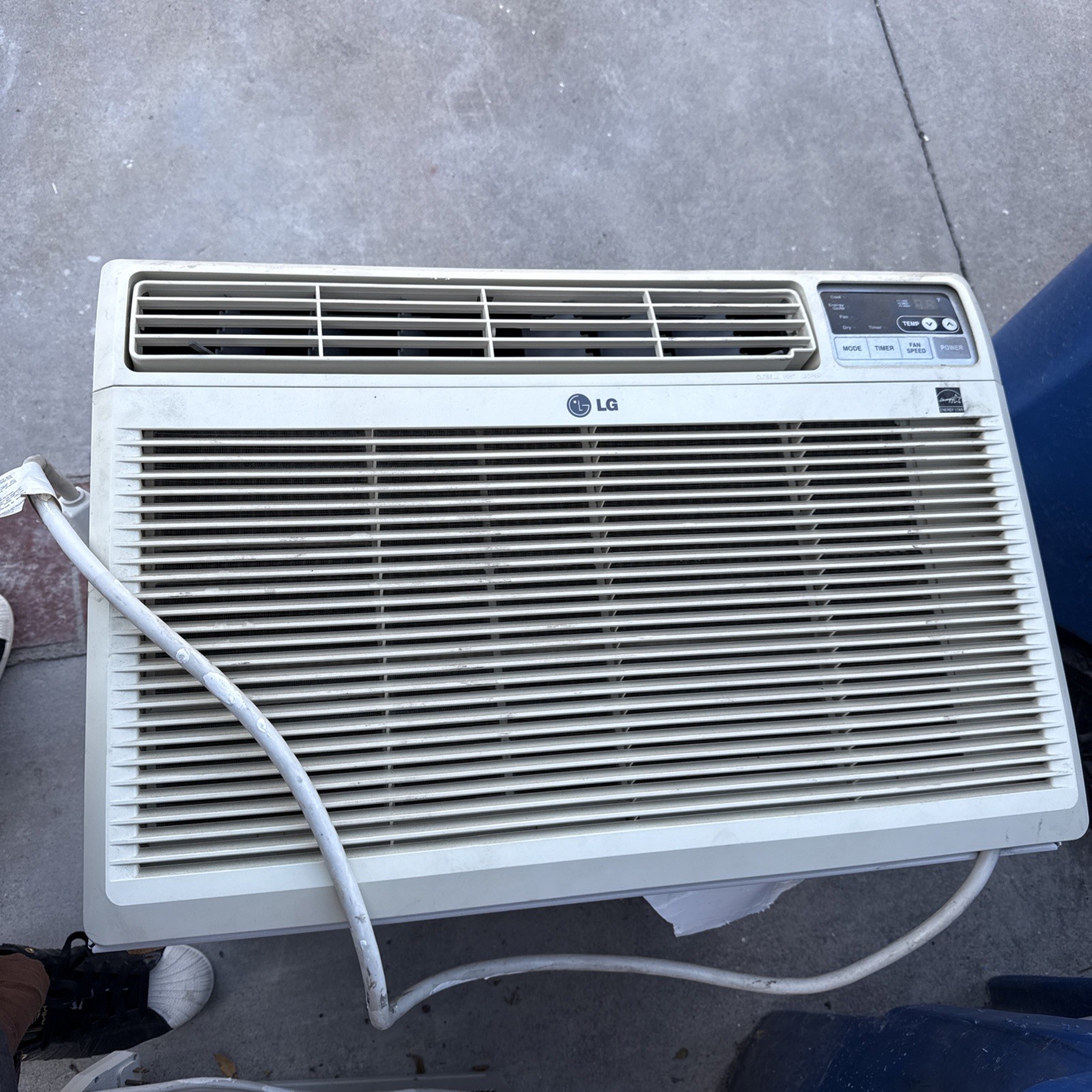 LG 24,500 BTU Window AC Model # LWHD2500ERY9