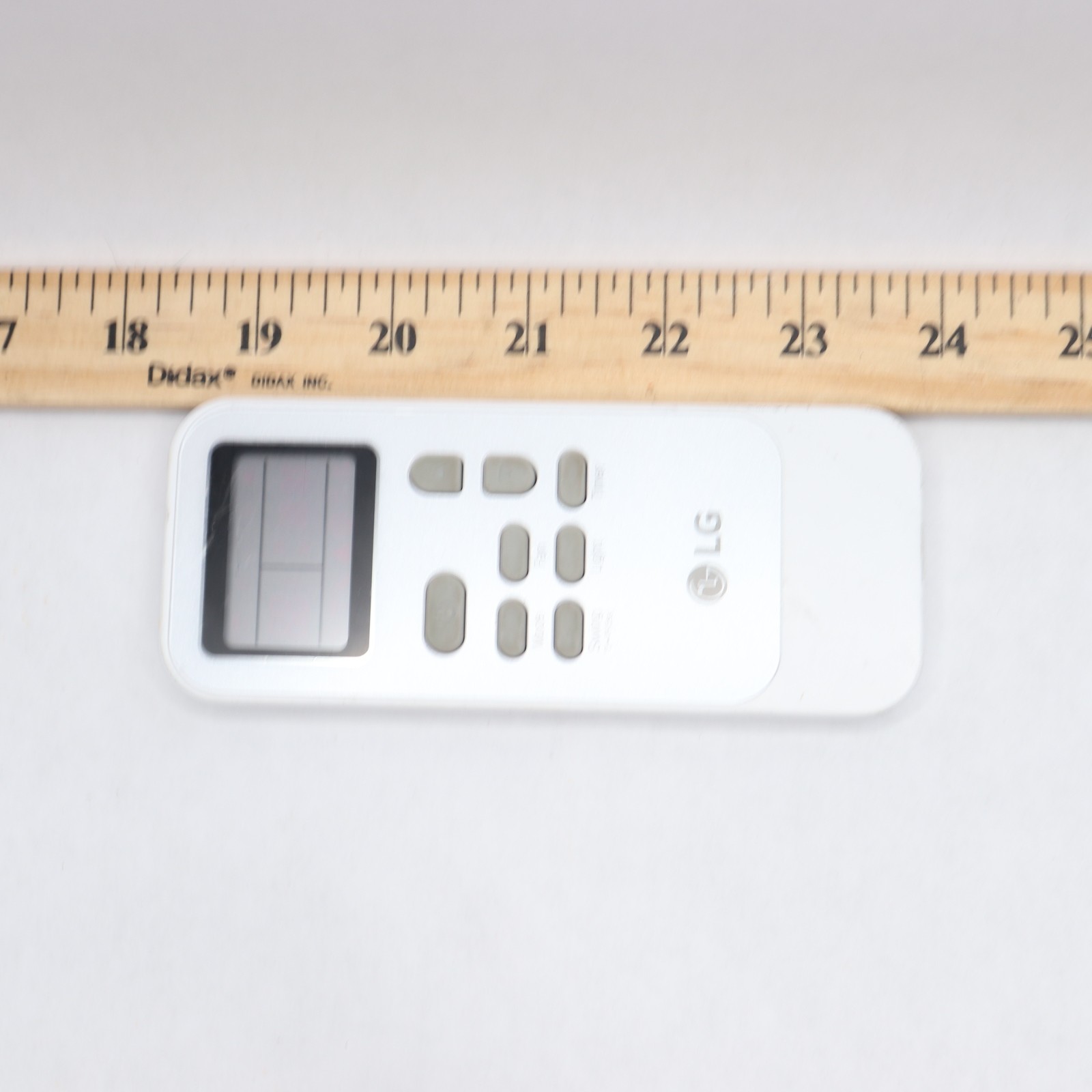 LG A/C Air Conditioner Remote Control White DG11J1-65