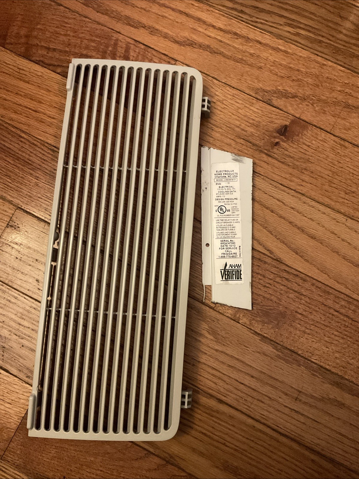 Electrolux Kenmore Air Conditioner 115V 60HZ Front PANEL Part# 5304477070 OEM