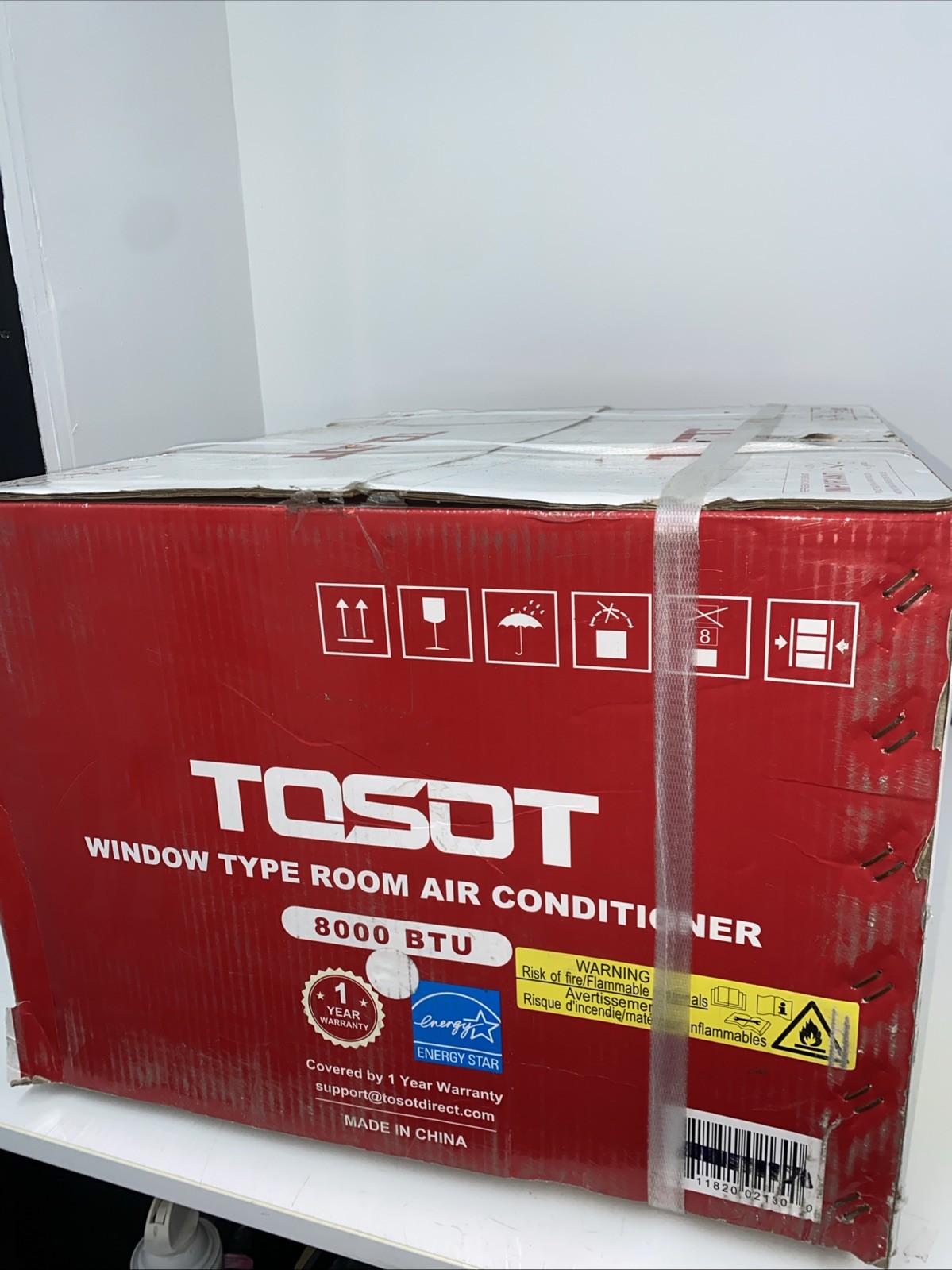 TOSOT WINDOW AIR CONDITION, 8,000 BTU COOLS ROOMS UP TO 350 SQ FT WHITE