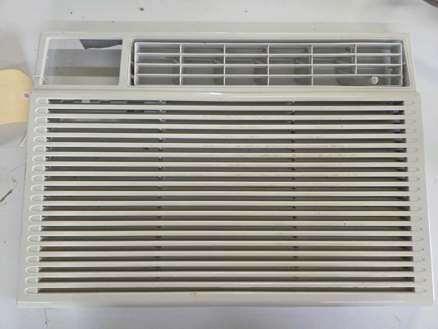 GE AC Front Panel WJ71X21265 Air Conditioner Model AEH12AXH1