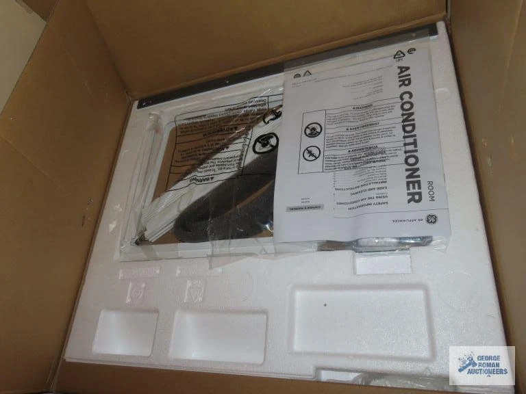 GE AHEK08ACW1 8000 Btu Smart Window Air Conditioner Open Box Brand New
