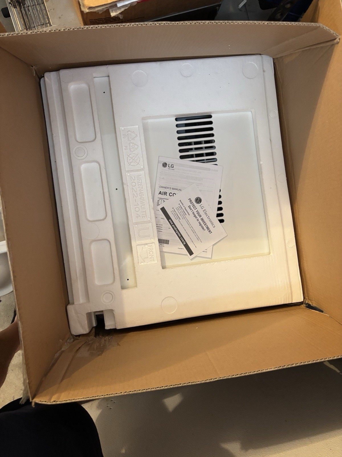 lg 8000 btu window air conditioner LW8017ERSM1