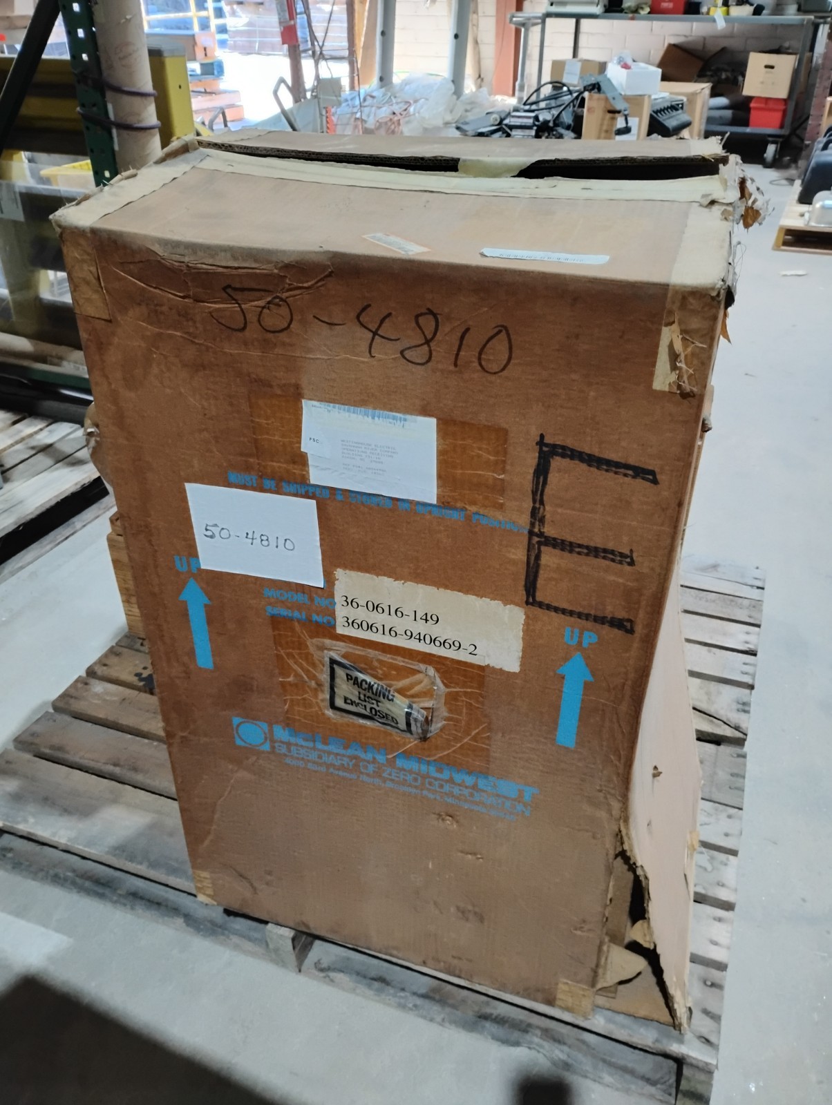 McLean Midwest 36-0616-149 Electronic Enclosure Air Conditioner 3400/6000 BTU