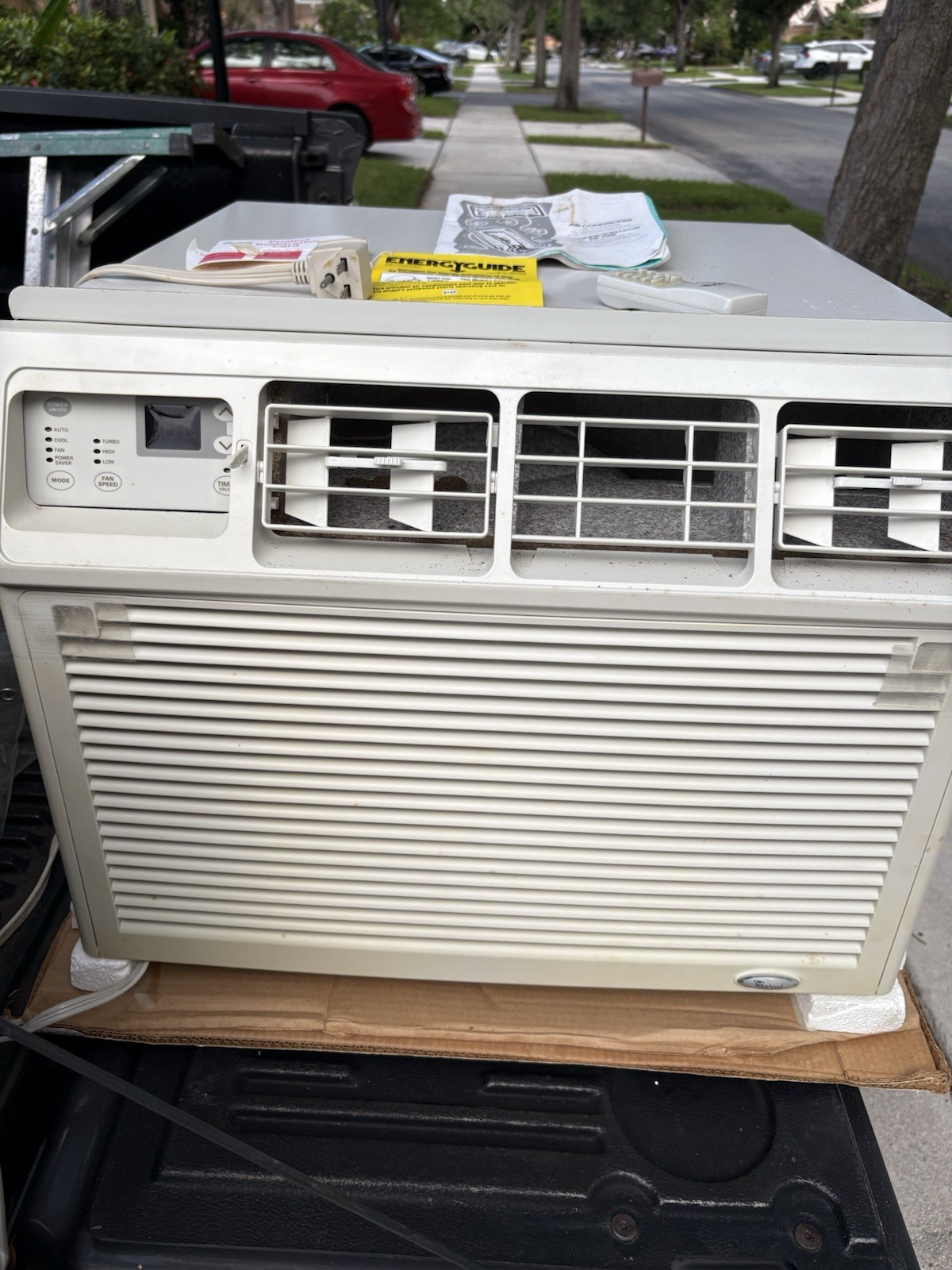 Whirlpool Extra Large Window Air Conditioner , Remote Included (20,500-BTU)
